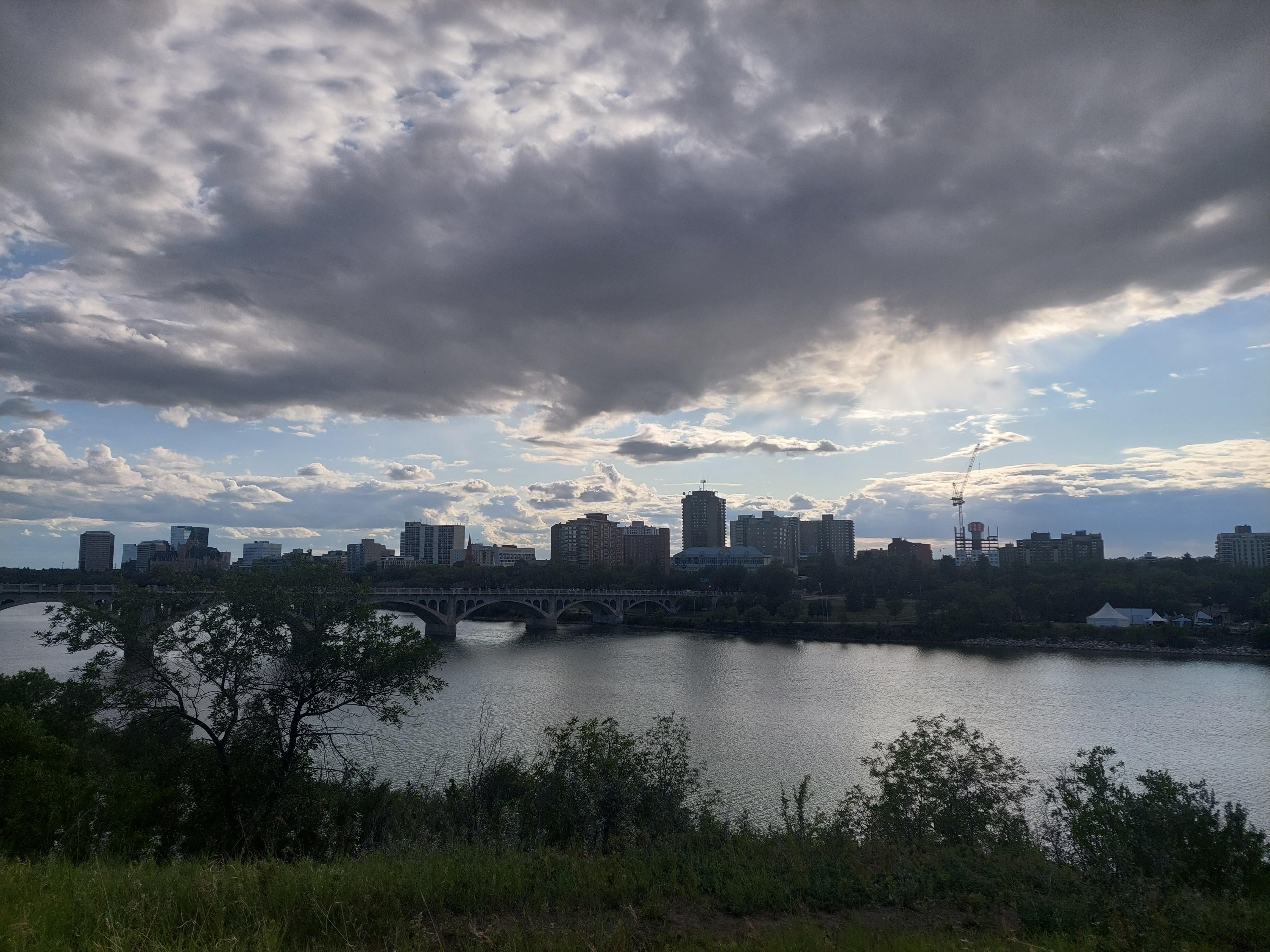 4624x3468 Land of the Living Skies! ☁️