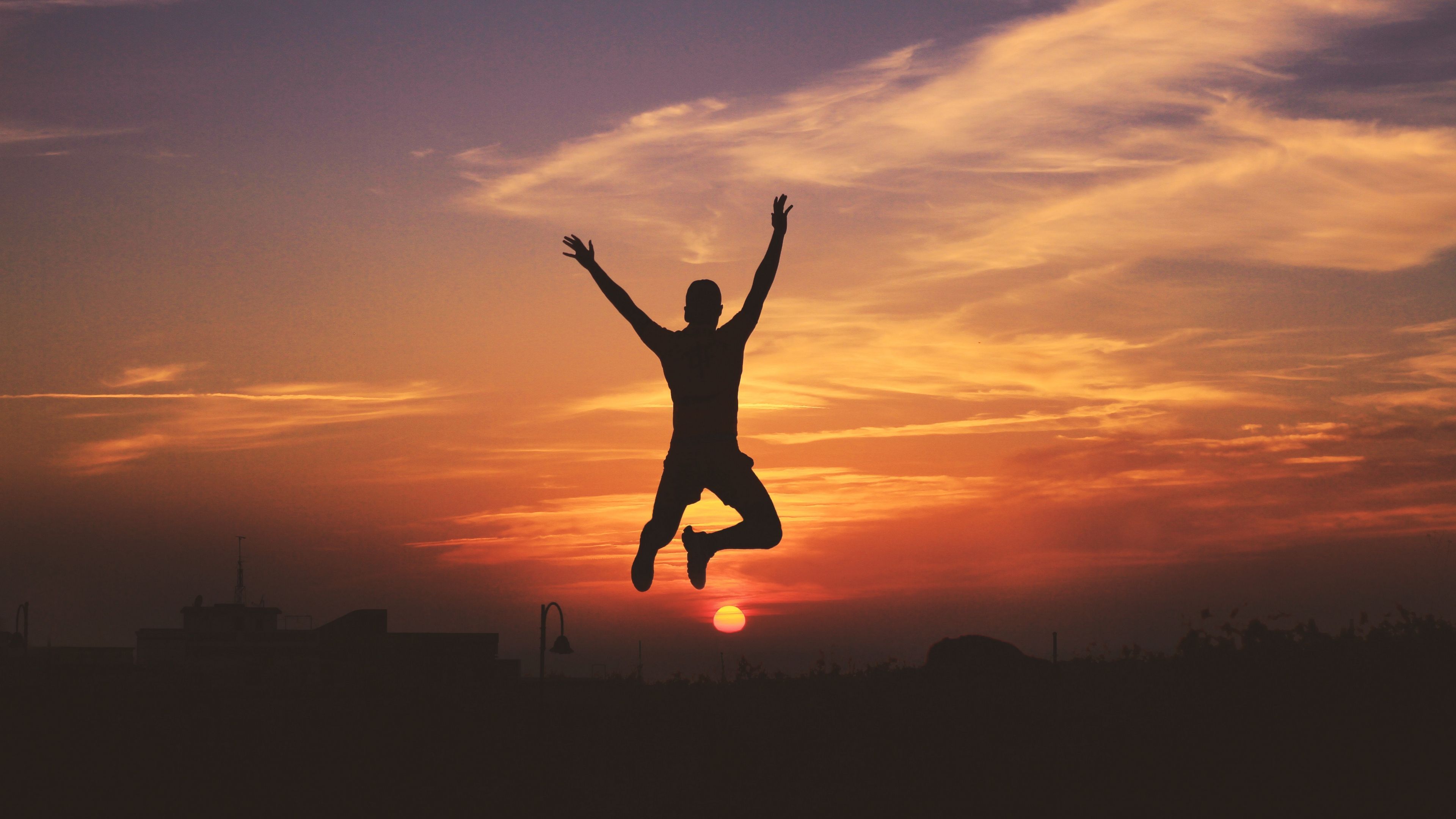 3840x2160 Happy Man Wallpaper