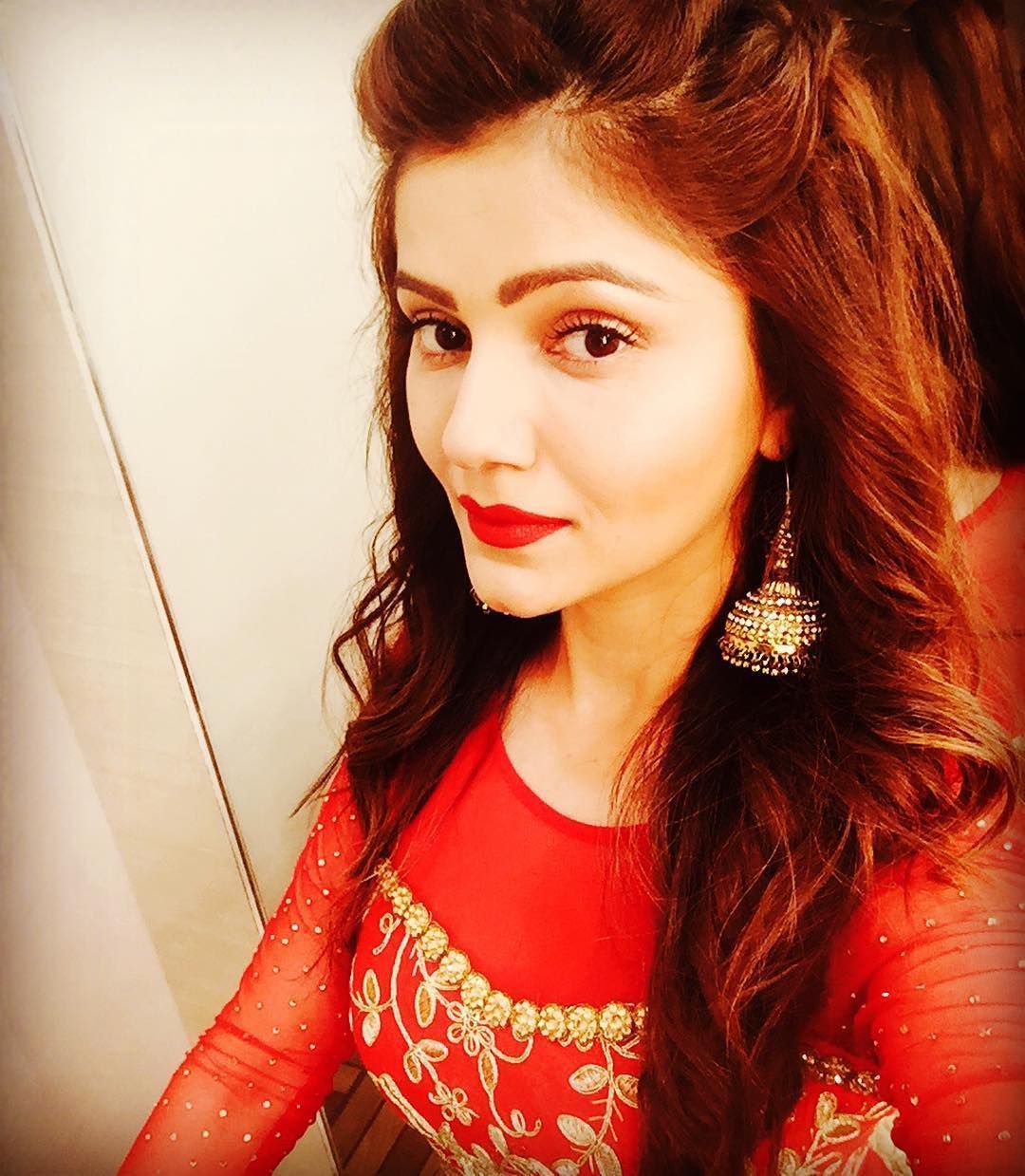 1080x1239 Rubina Dilaik Phone Wallpaper