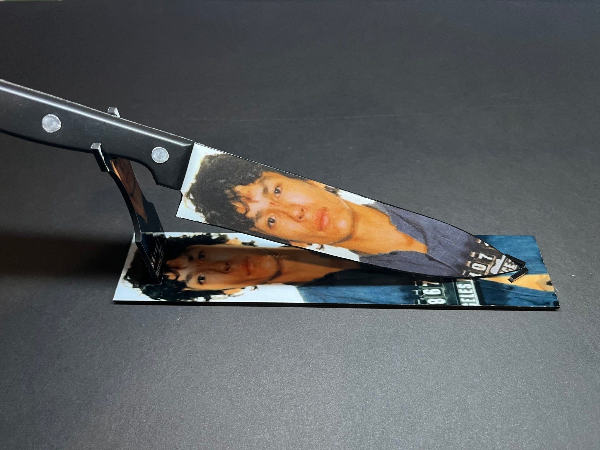 2048x1536 Richard Ramirez Serial Killer Knife