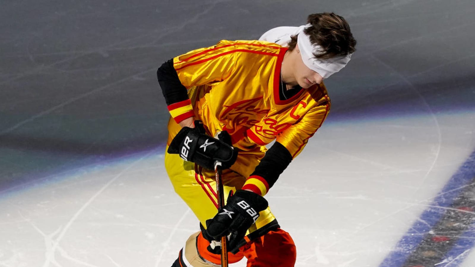 1600x900 Trevor Zegras scores while blindfolded in skills competition