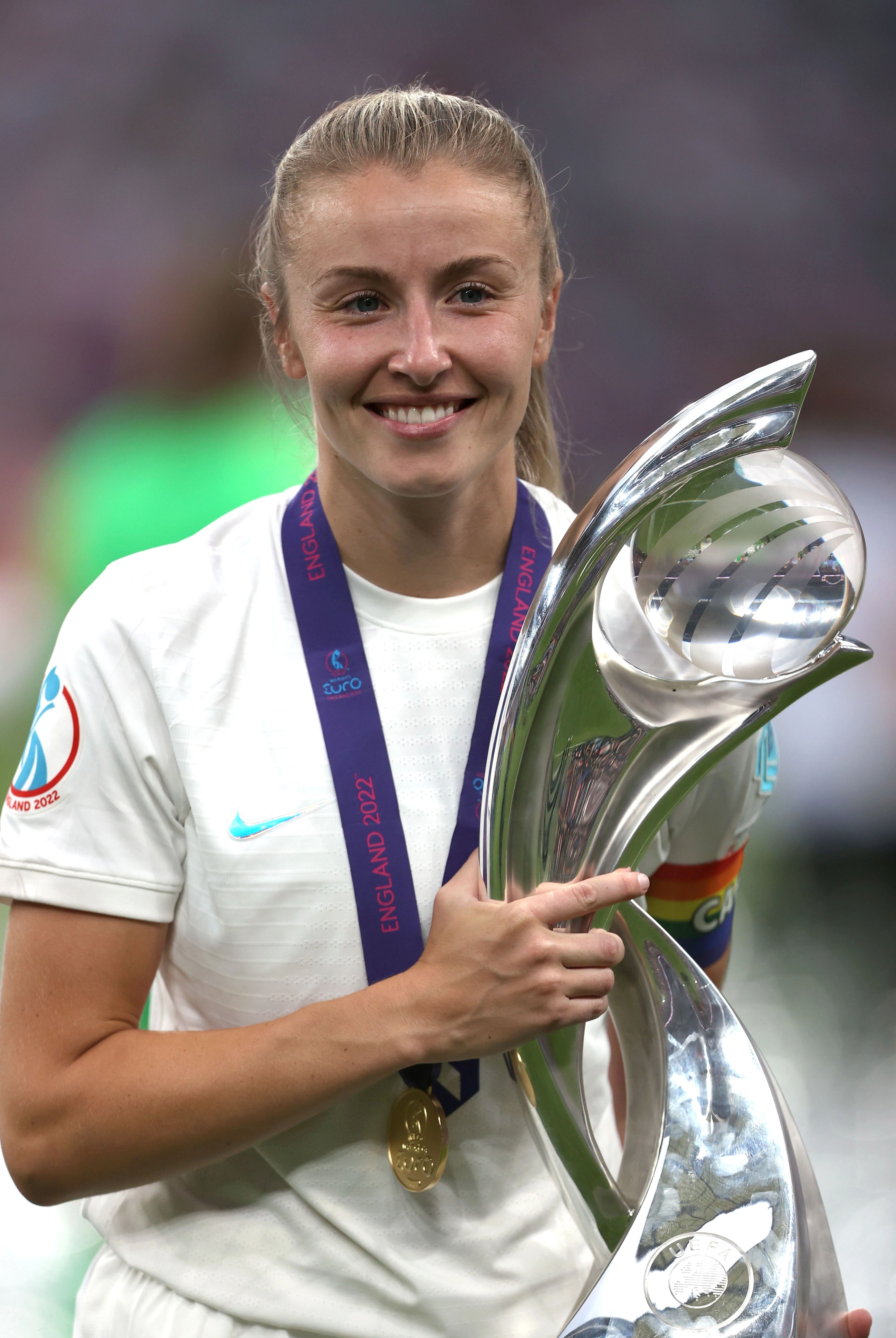 3648x5445 I can't stop crying' Lionesses captain Leah Williamson revels in 'proudest moment of my life' after Euros win. The US Sun