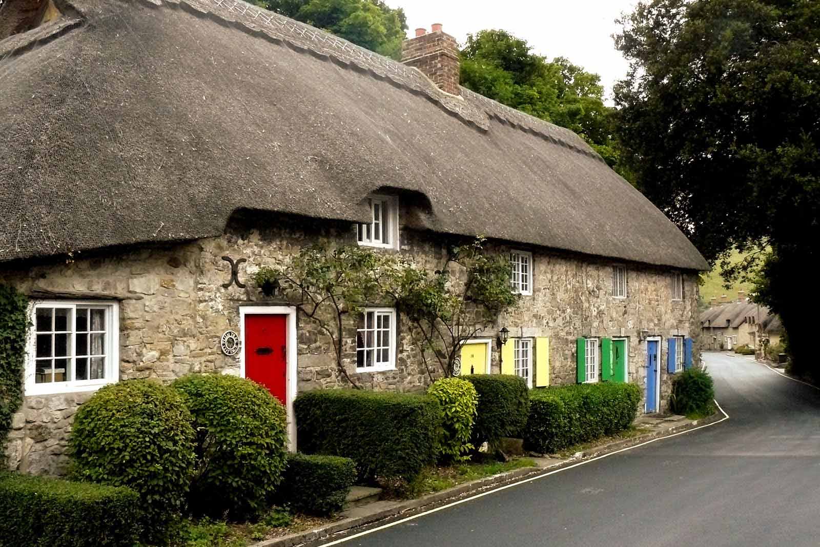 1600x1067 English Cottages Wallpaper and Screensaver