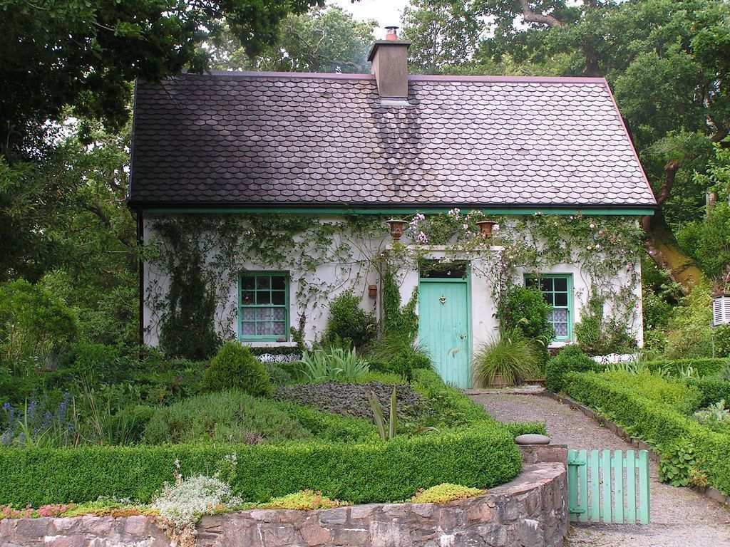 1024x768 Irish Cottage. This is the gardeners cottage at Glenveagh N