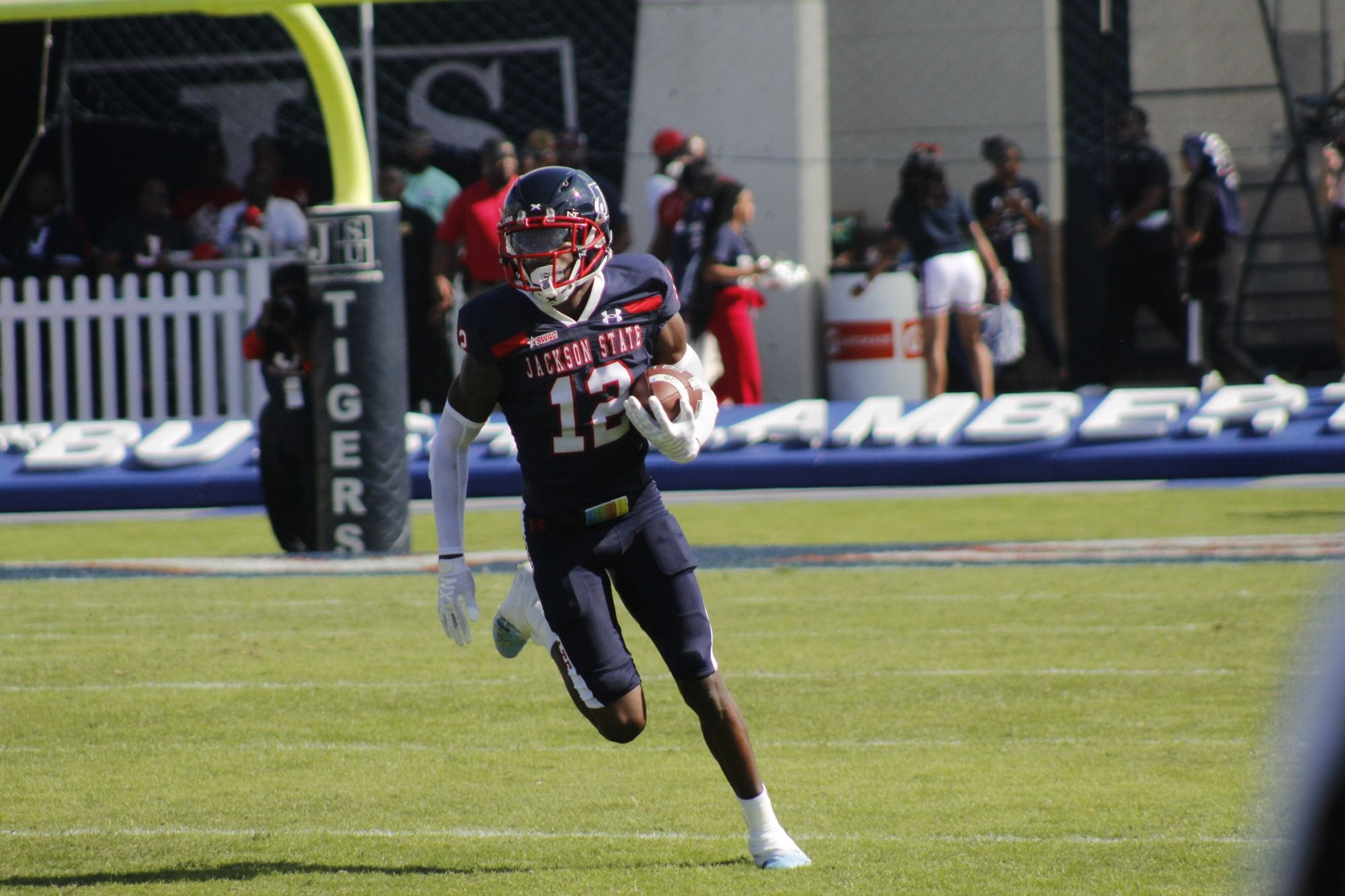 2000x1333 Travis Hunter State University