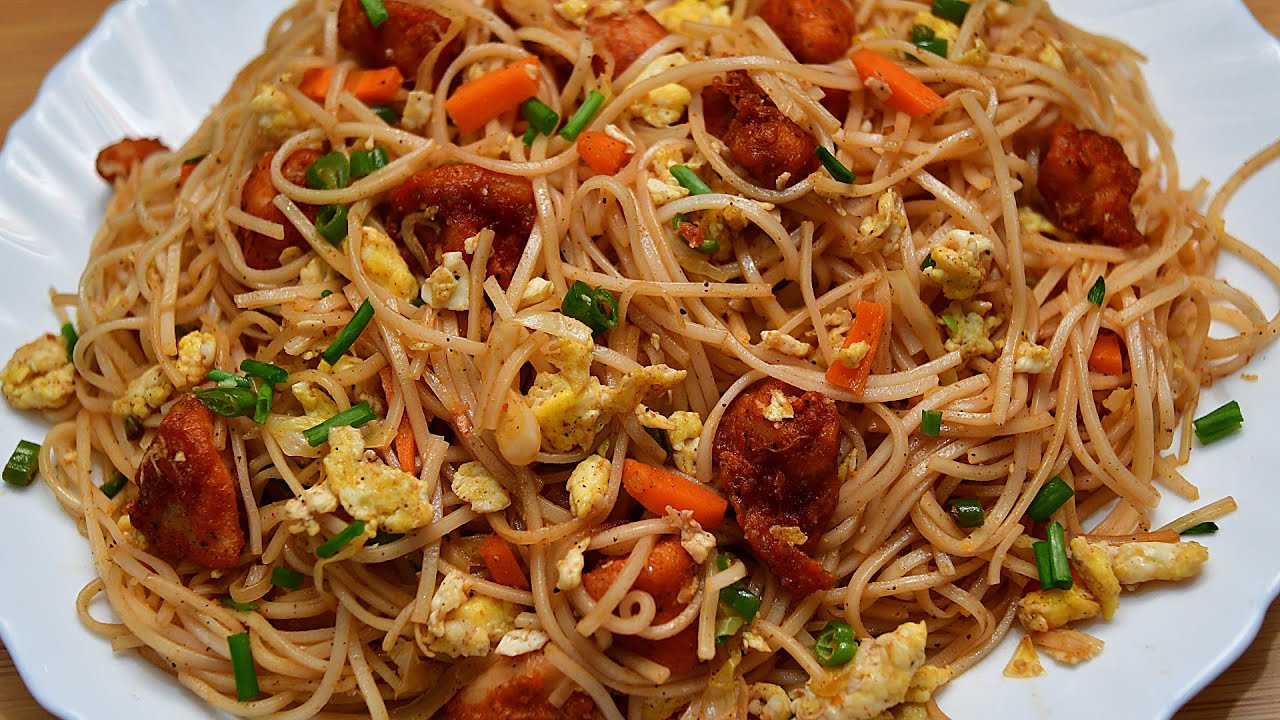 1280x720 Chicken Noodles Recipe/ Chicken Hakka Noodles/ Street Style Chicken Noodles