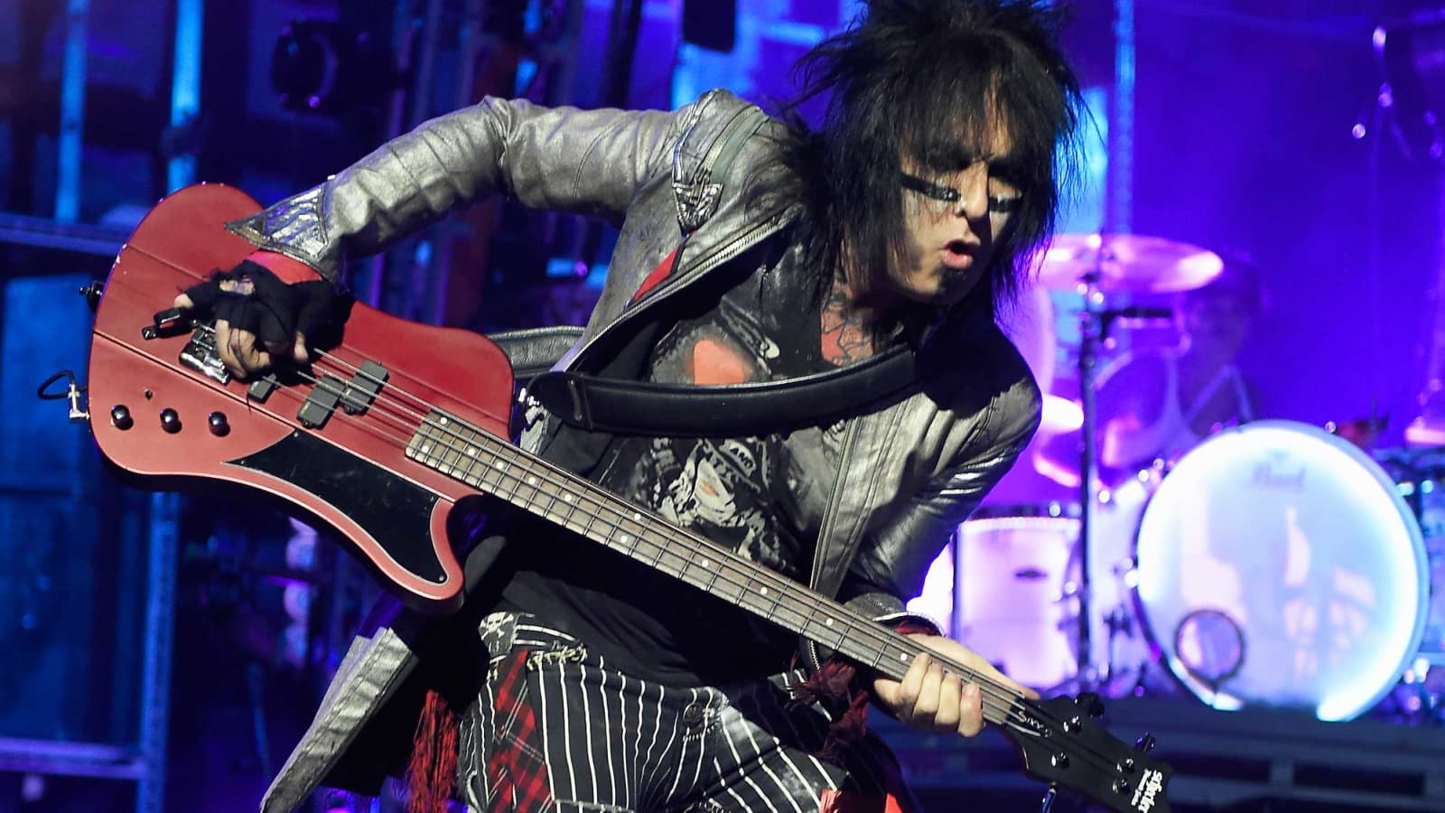 Nikki Sixx Wallpapers - Top Free Nikki Sixx Backgrounds - WallpaperAccess