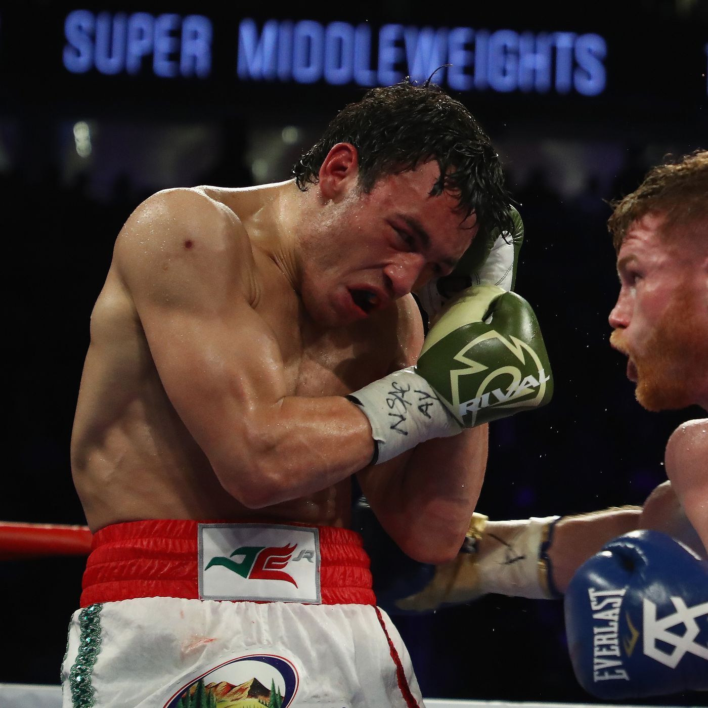 1400x1400 Wife: Julio Cesar Chavez Jr. robbed by party girls after loss to Saul 'Canelo' Alvarez, $3 million check recovered