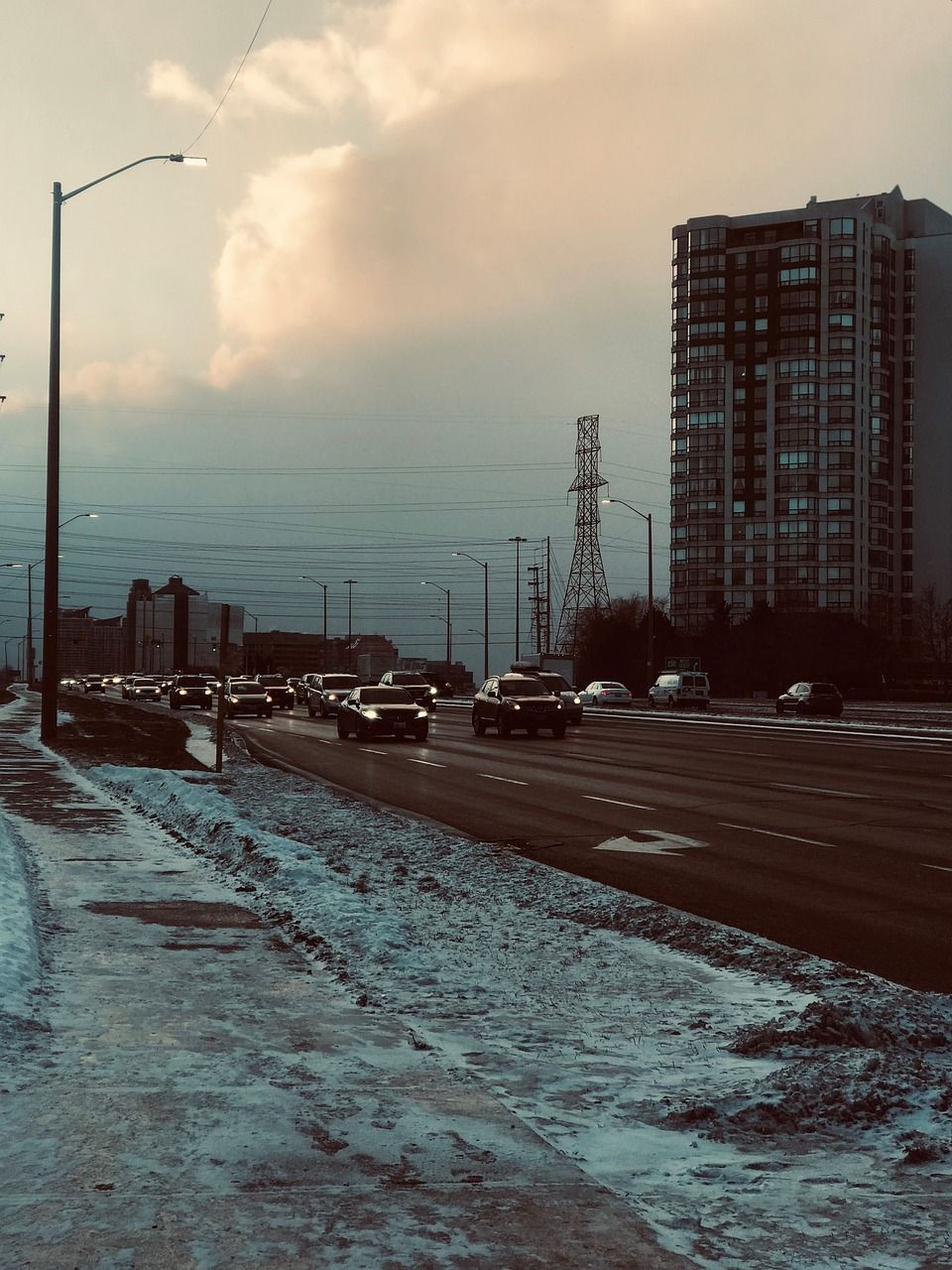 960x1280 Mississauga Cityscape Ontario