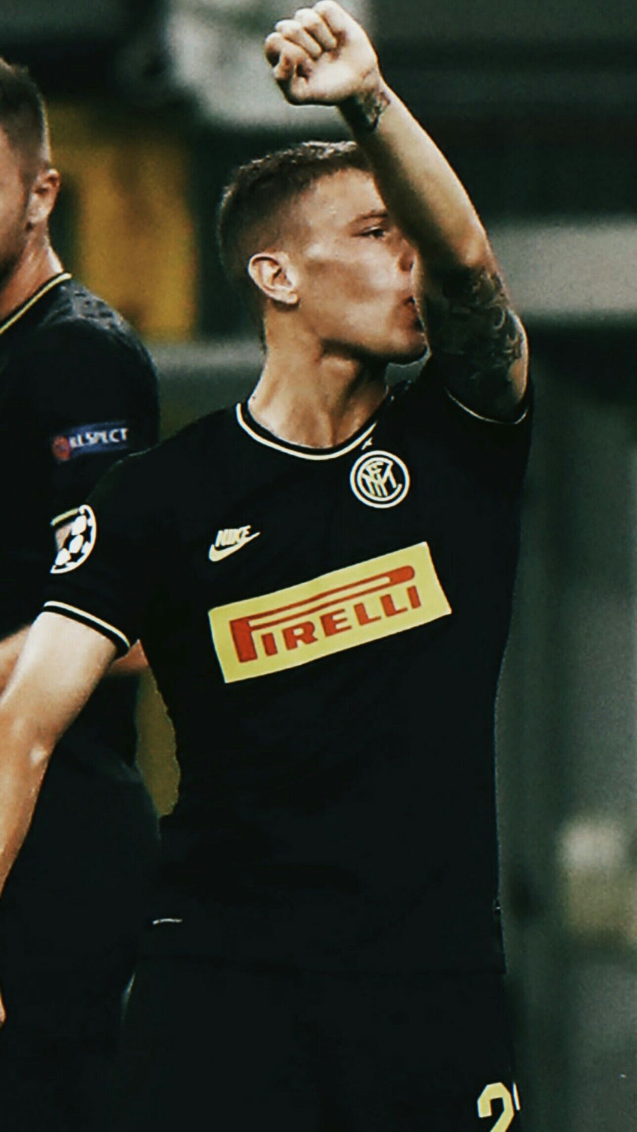 1288x2289 Nicolò Barella. Foto di calcio, Calcio, Giocatori di calcio
