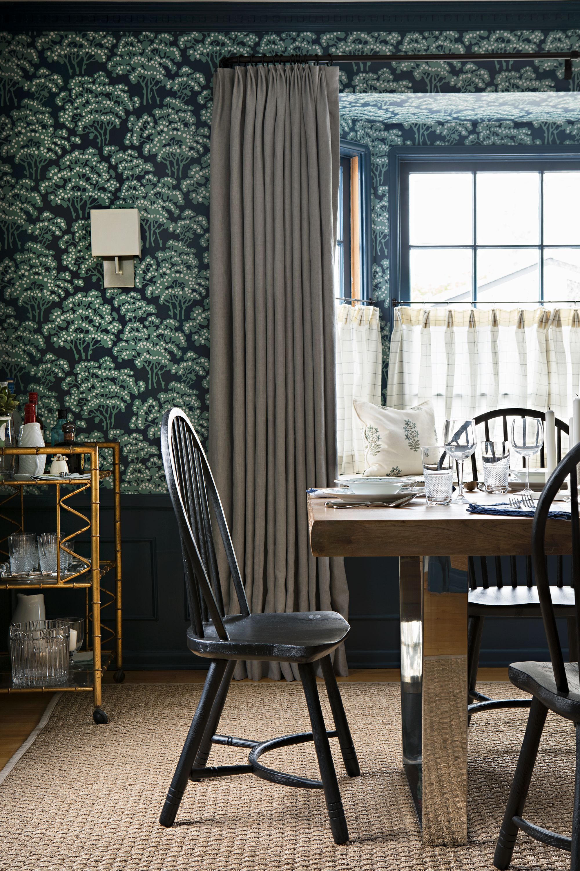 2000x3000 Dining Room Wallpaper Ideas That'll Elevate All Your Dinner Parties