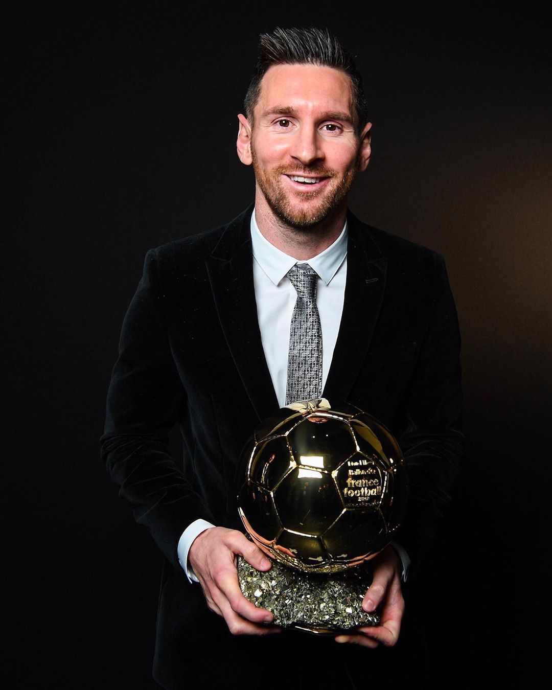 Messi Ballon d'Or Wallpapers - Top Free Messi Ballon d'Or Backgrounds ...