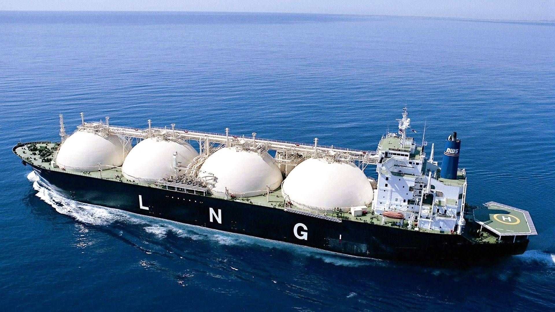 1920x1080 LNG Wallpaper