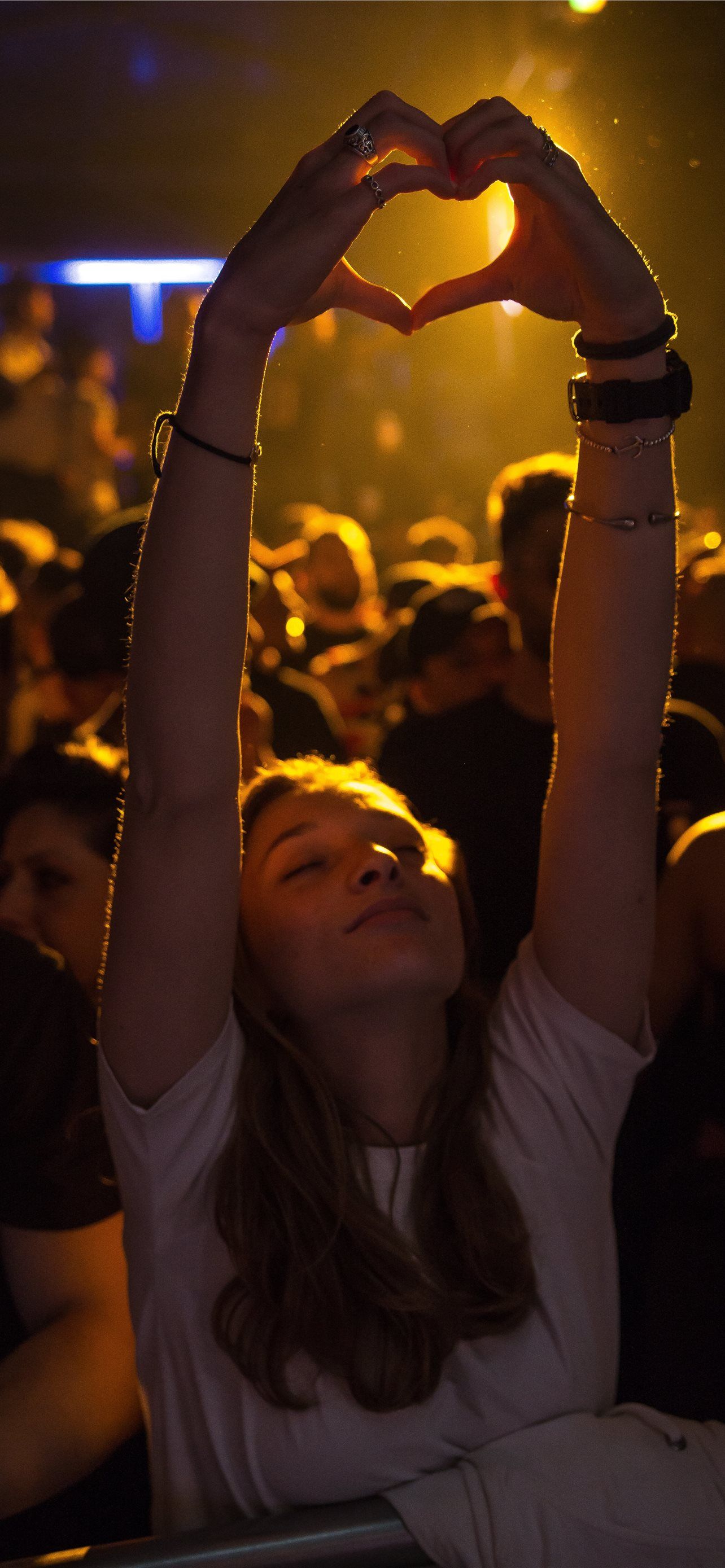 Candid Wallpapers - Top Free Candid Backgrounds - WallpaperAccess