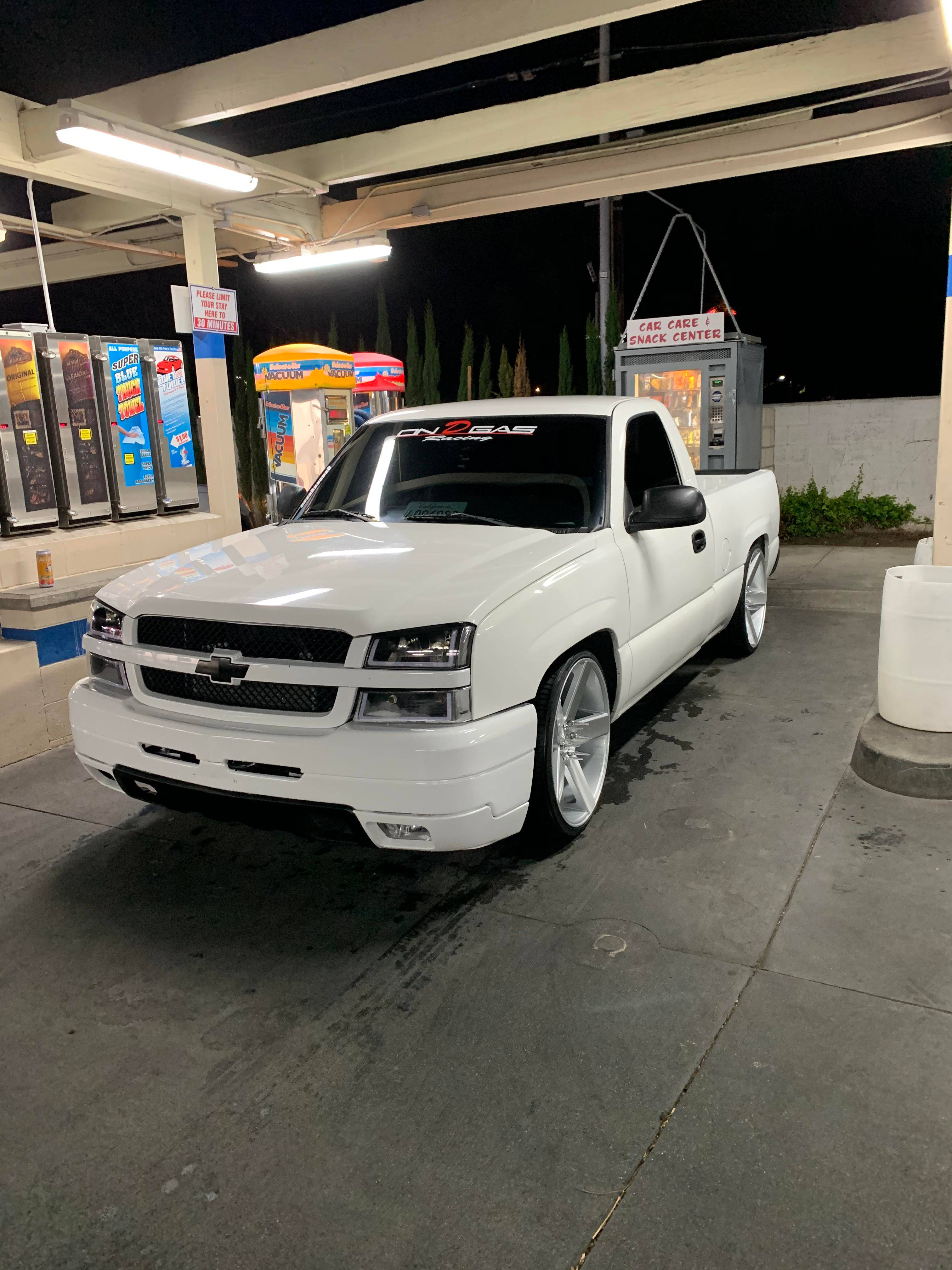 3024x4032 Download Bulky White Dropped Truck Wallpaper