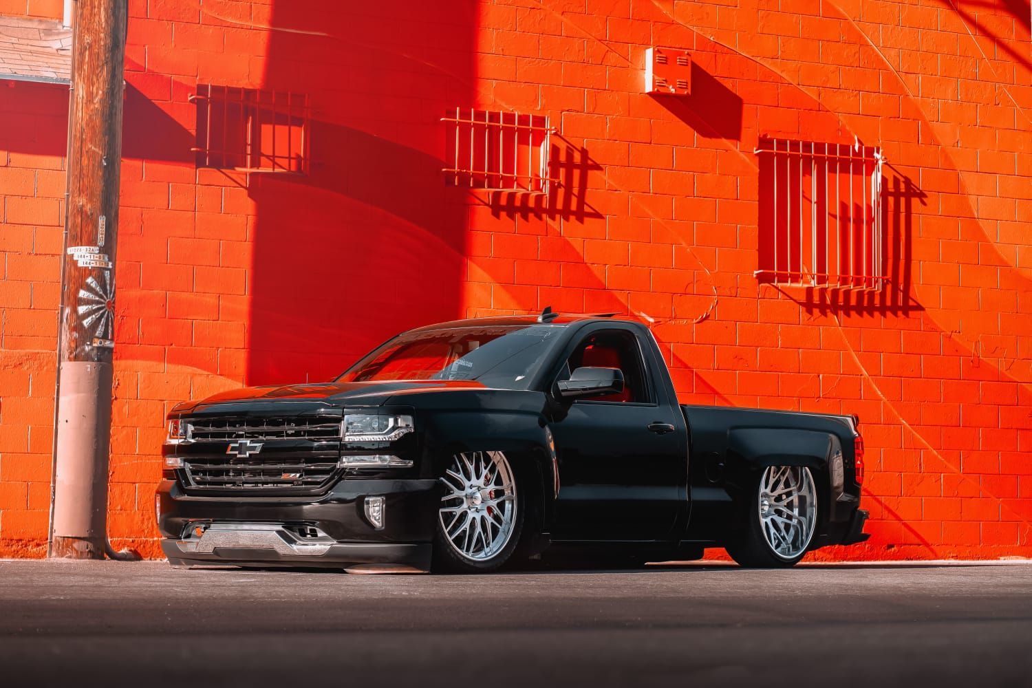 1500x1000 Truckin Around
