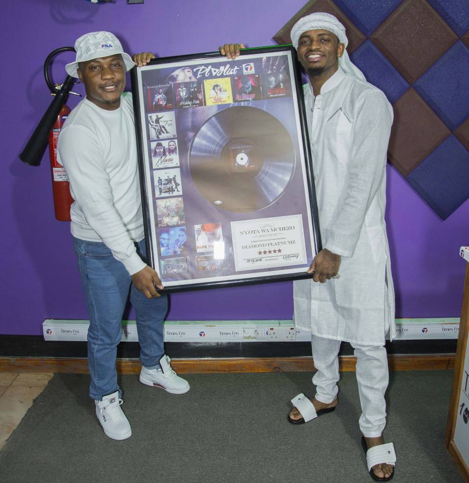 960x988 Diamond Platnumz awarded music plaque by Times FM. Notjustok East Africa