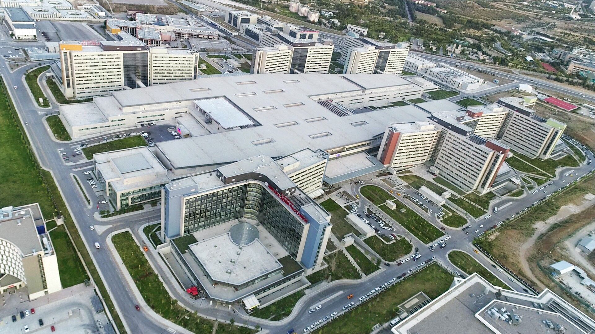 1920x1080 Ankara City Hospital Campus Global Website