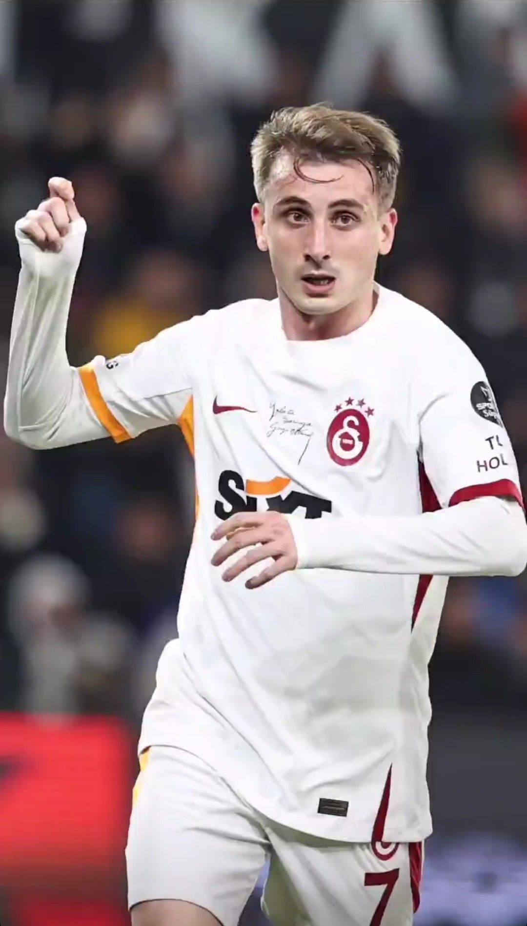 1080x1897 Kerem Aktürkoğlu Wallpaper, 2023. Futbolcular, Futbol resimleri, Futbol