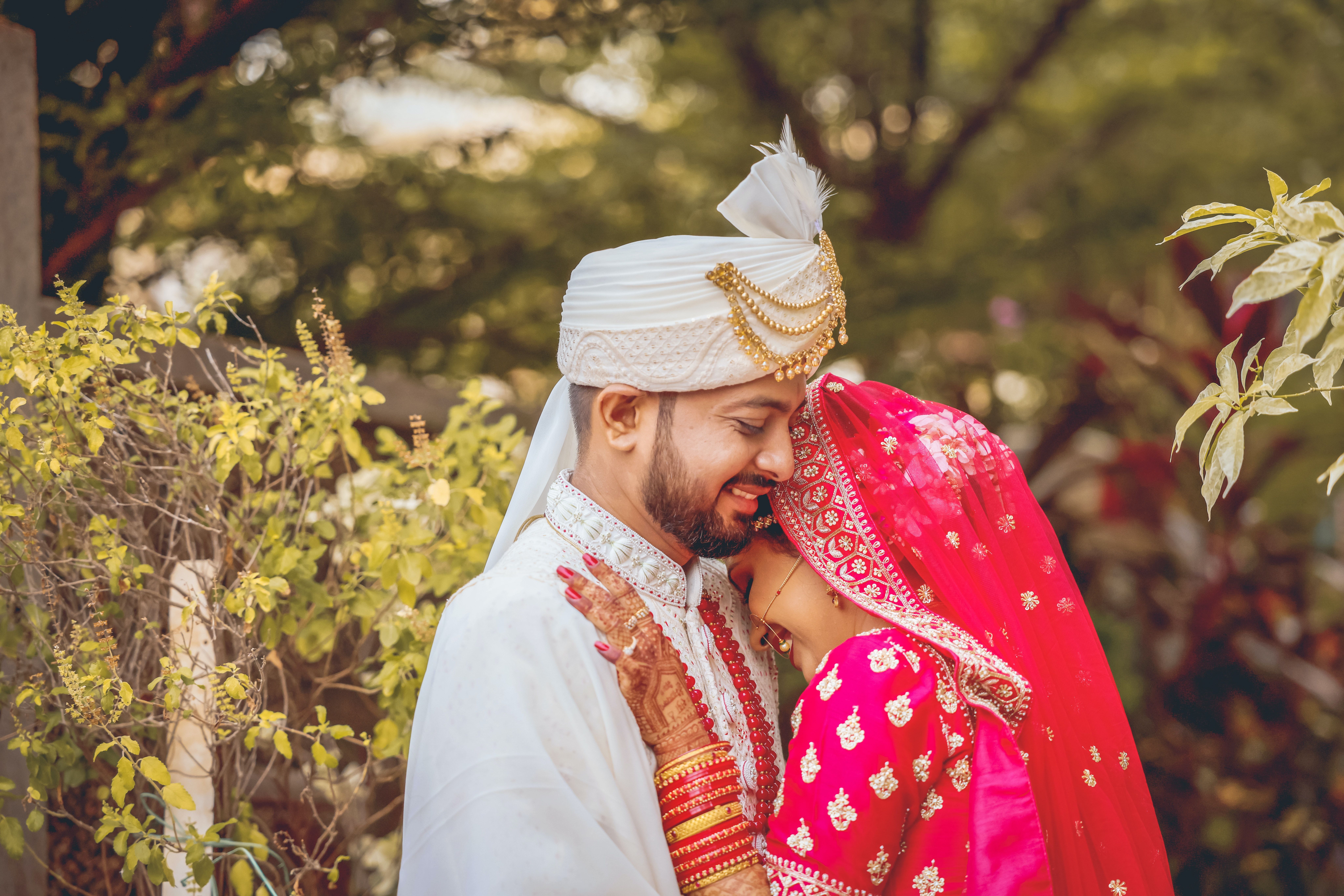 8192x5464 A Couple Having a Traditional Wedding in India · Free
