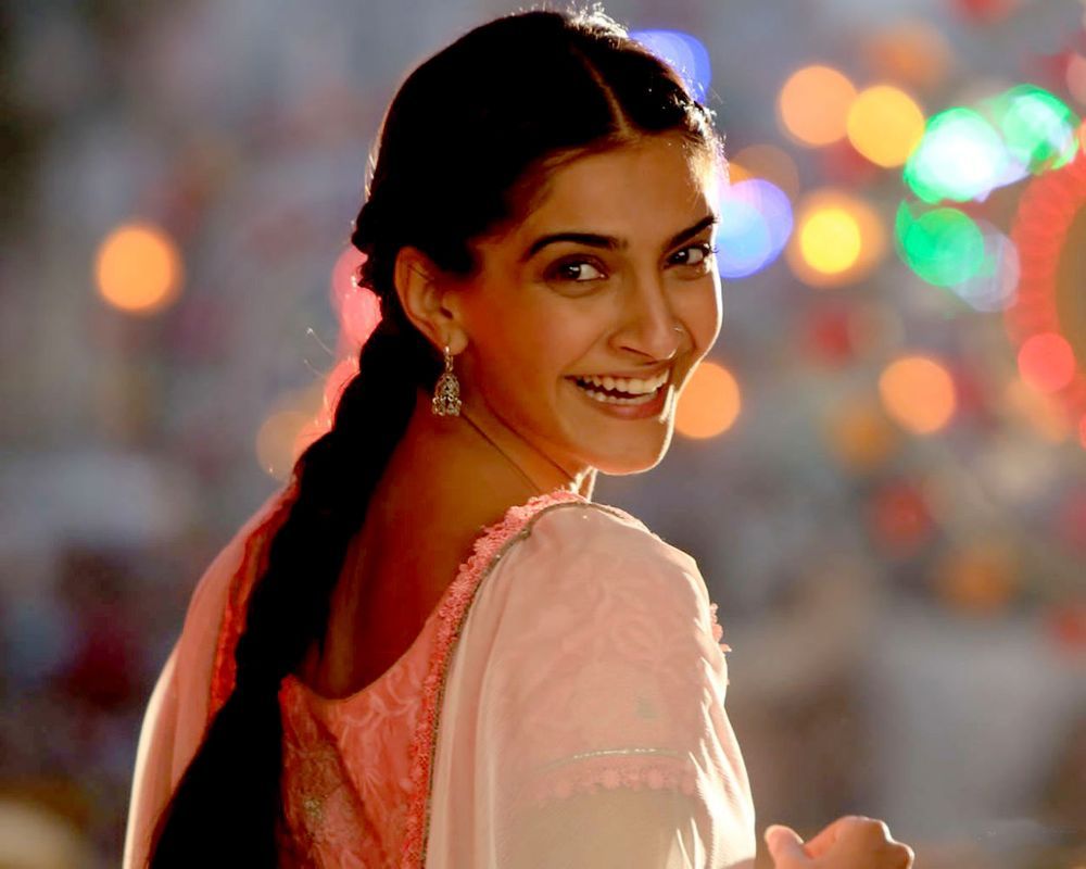 1000x800 Raanjhanaa (2013)