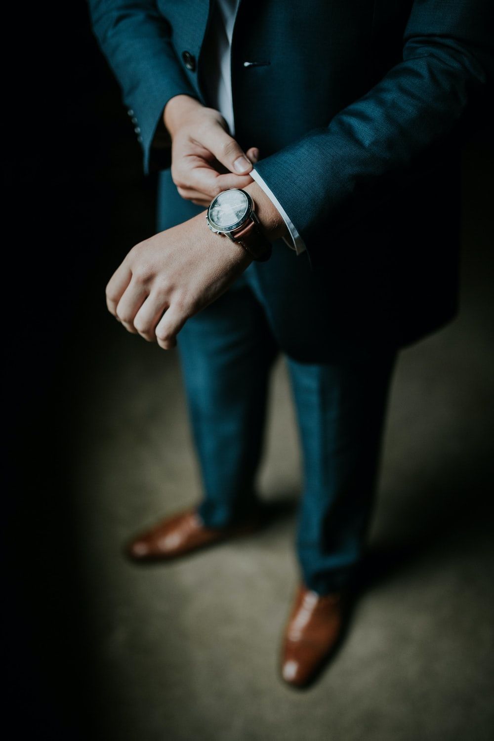 1000x1500 Rich Men Wallpaper