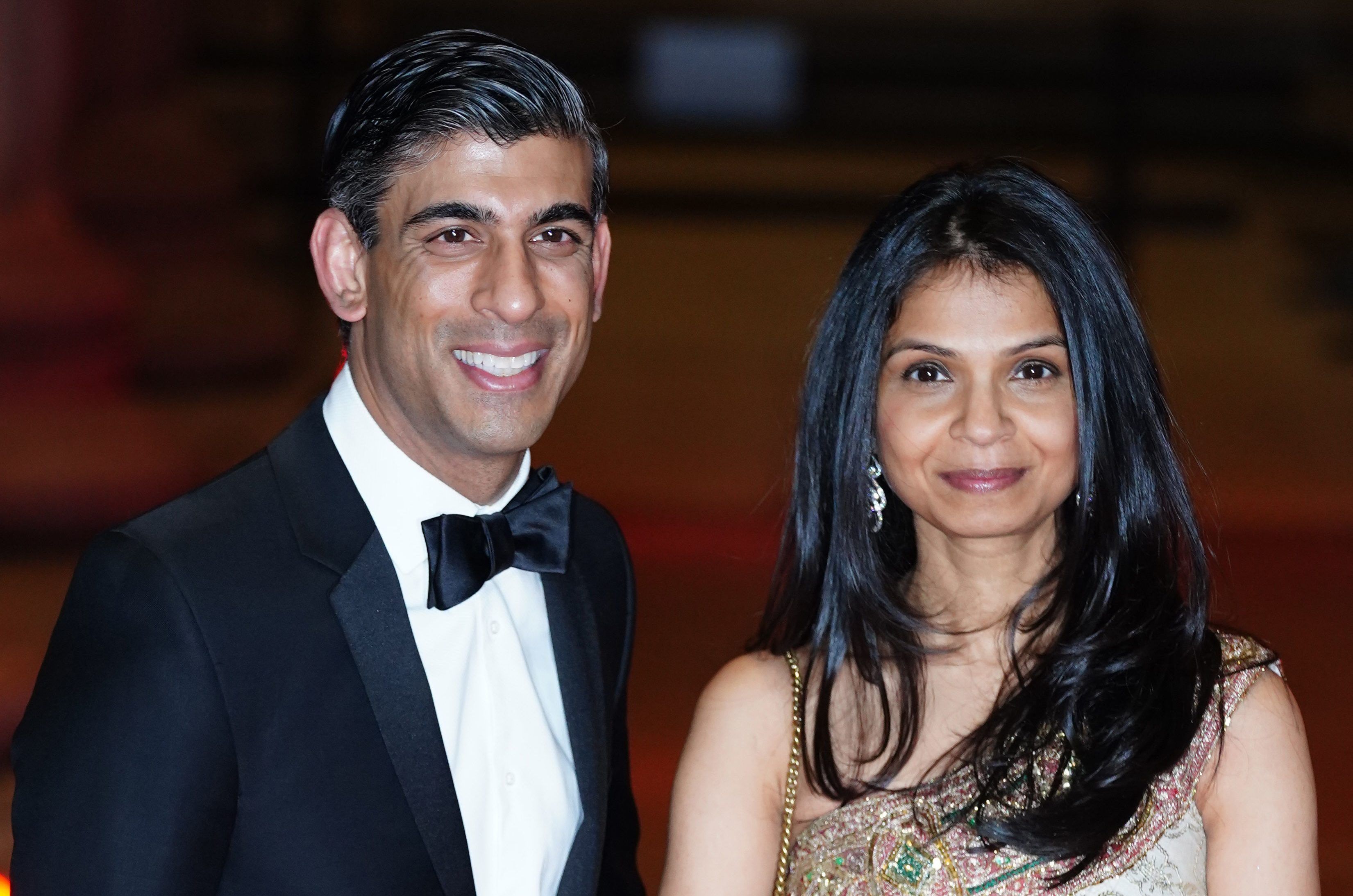 3302x2187 At least he can buy his own wallpaper: Rishi Sunak, the richest PM