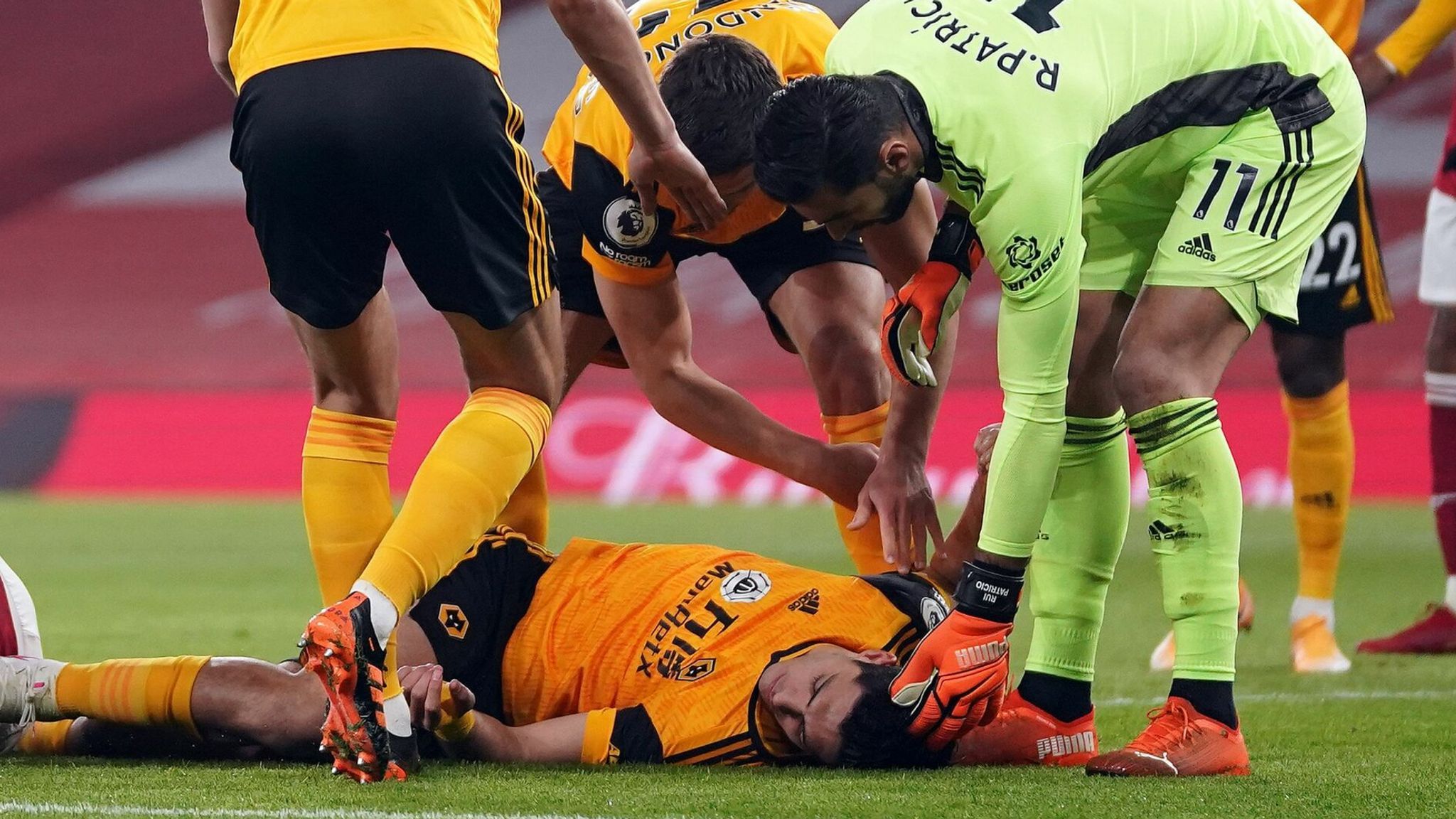 2048x1152 Wolves striker Raul Jimenez making 'excellent progress' following surgery