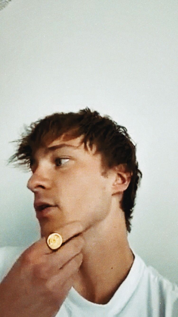 750x1334 ✨drew starkey✨ lockscreens I did them because I