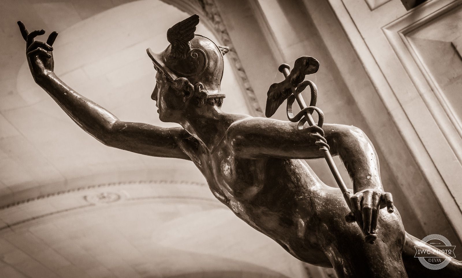1600x966 Messenger from the Gods. Hermes (Greek), or Mercury (Roman)