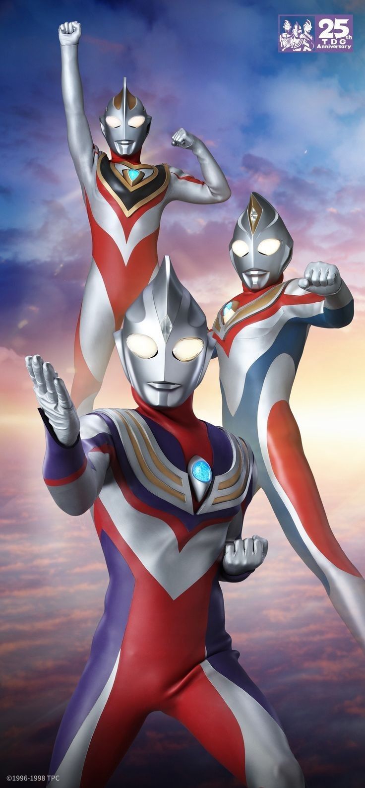 736x1588 Ultraman