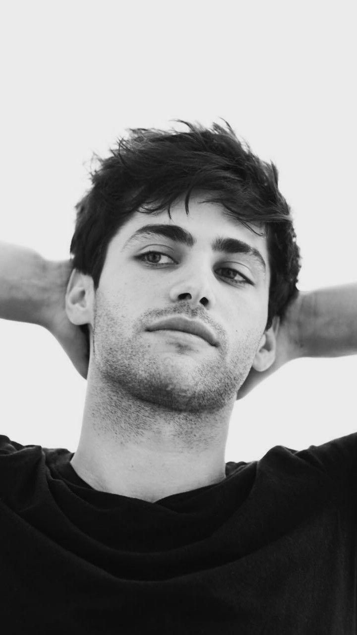 720x1280 malec #matthewdaddario #wallpaper #shadowhunters #aleclightwood. Matthew daddario, Cazadores de sombras personajes, Alec lightwood