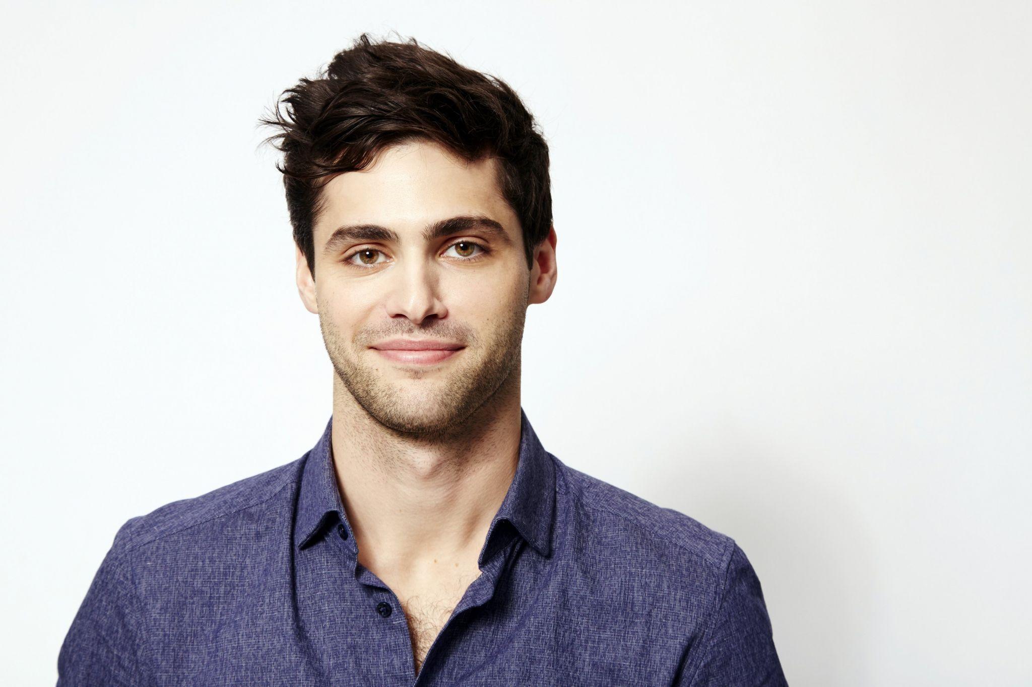 2048x1365 Matthew Daddario Wallpaper