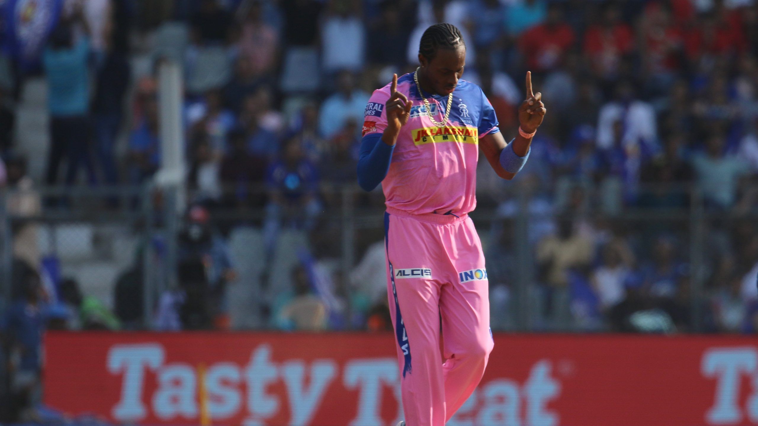 2560x1440 Jofra Archer hopes to make comeback for Rajasthan Royals in the IPL. Latest cricket news, Live cricket score, Podcast