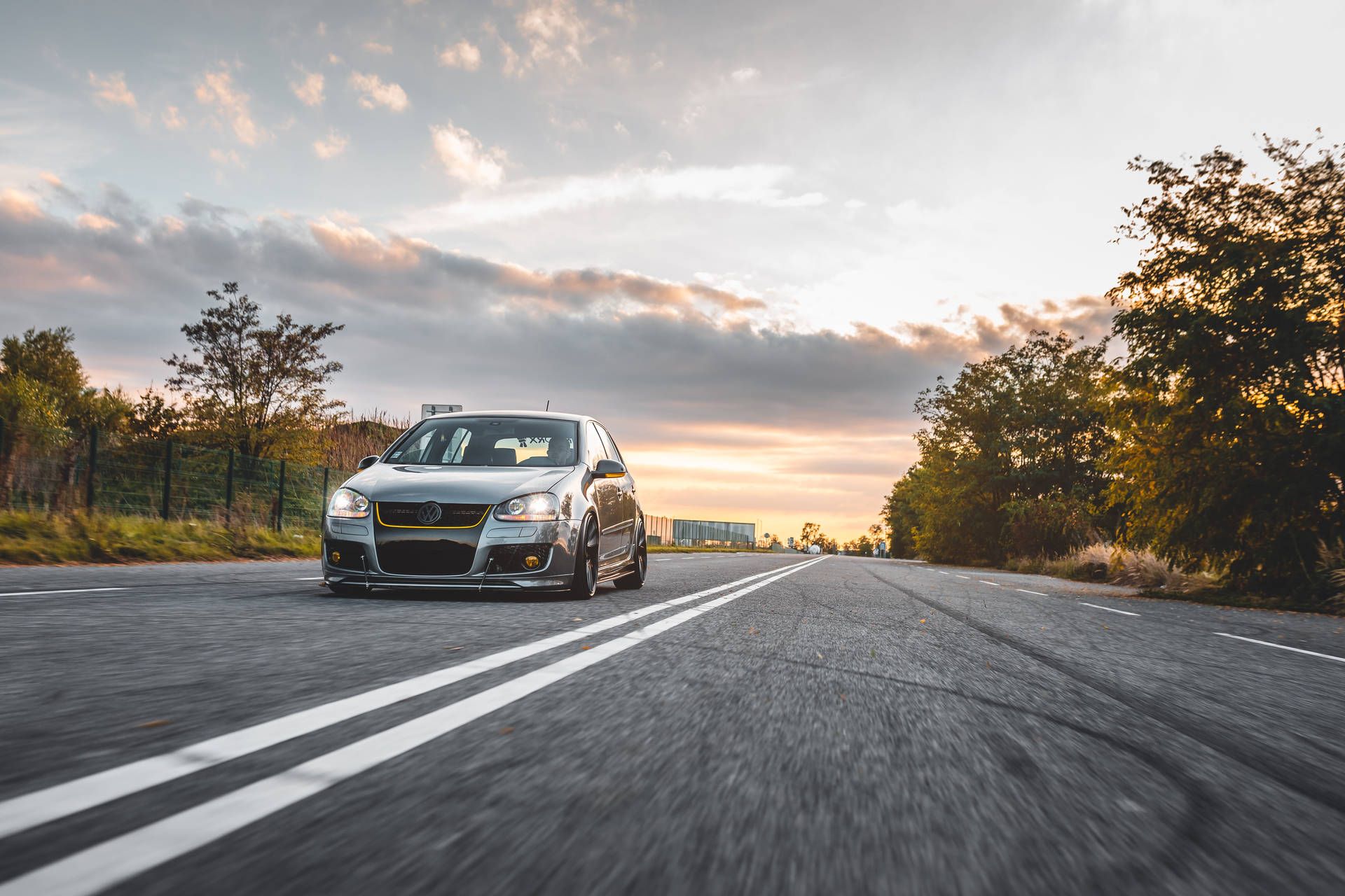 1920x1280 Download Accelerating in Style Wallpaper