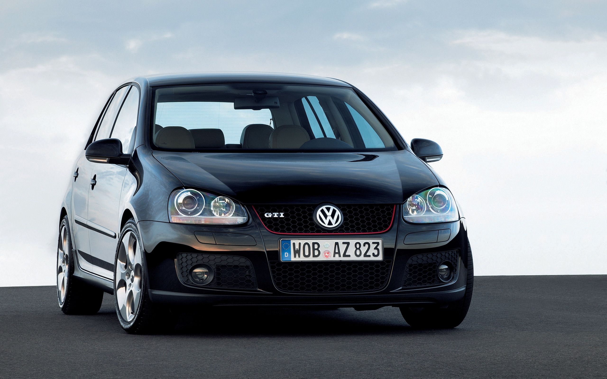 2560x1600 VW Golf Gti HD Wallpaper