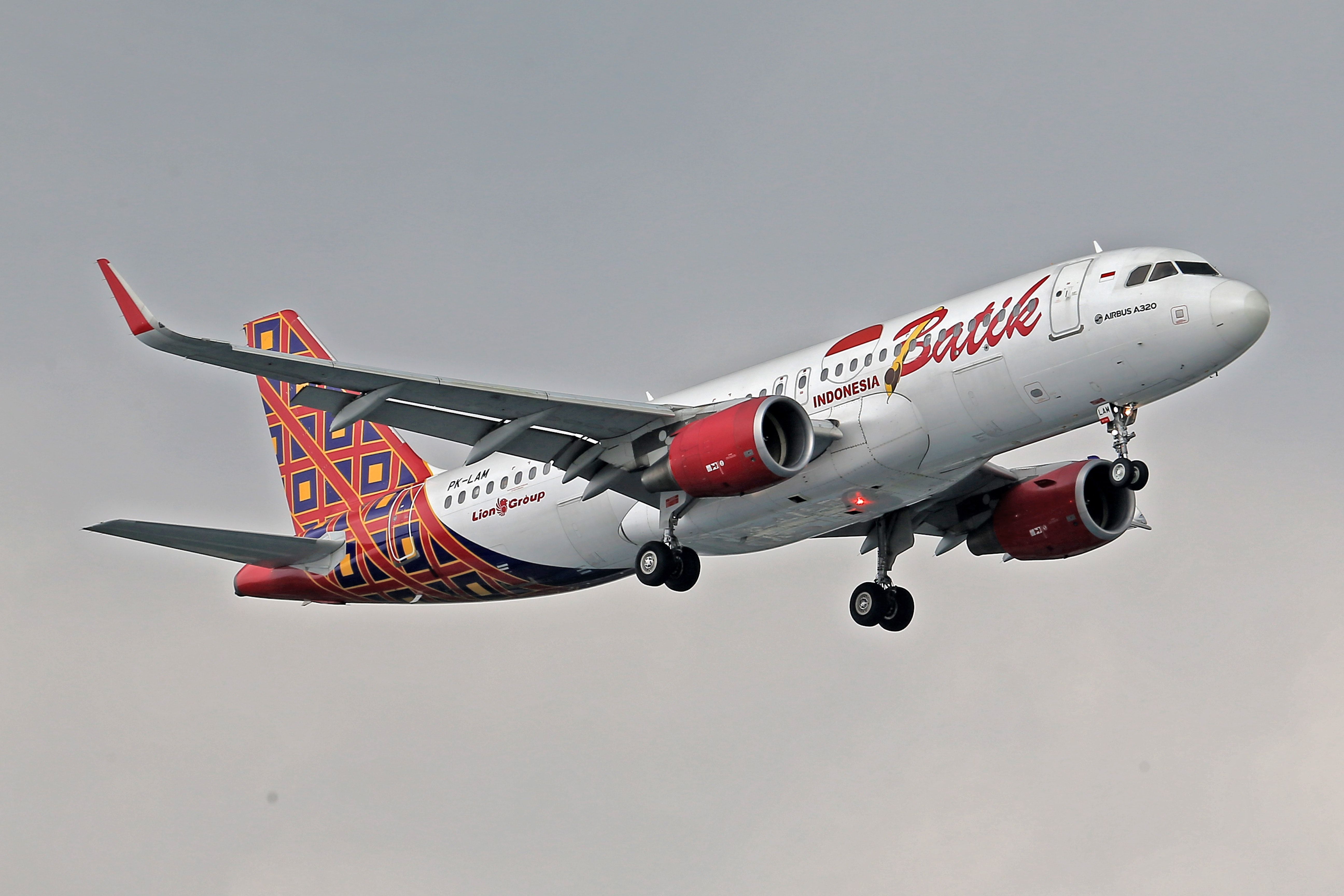 Batik Air Wallpapers Top Free Batik Air Backgrounds WallpaperAccess