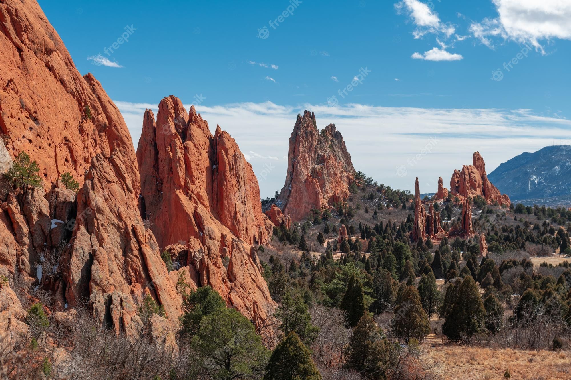 2000x1333 Premium Photo. Garden of the gods colorado springs colorado