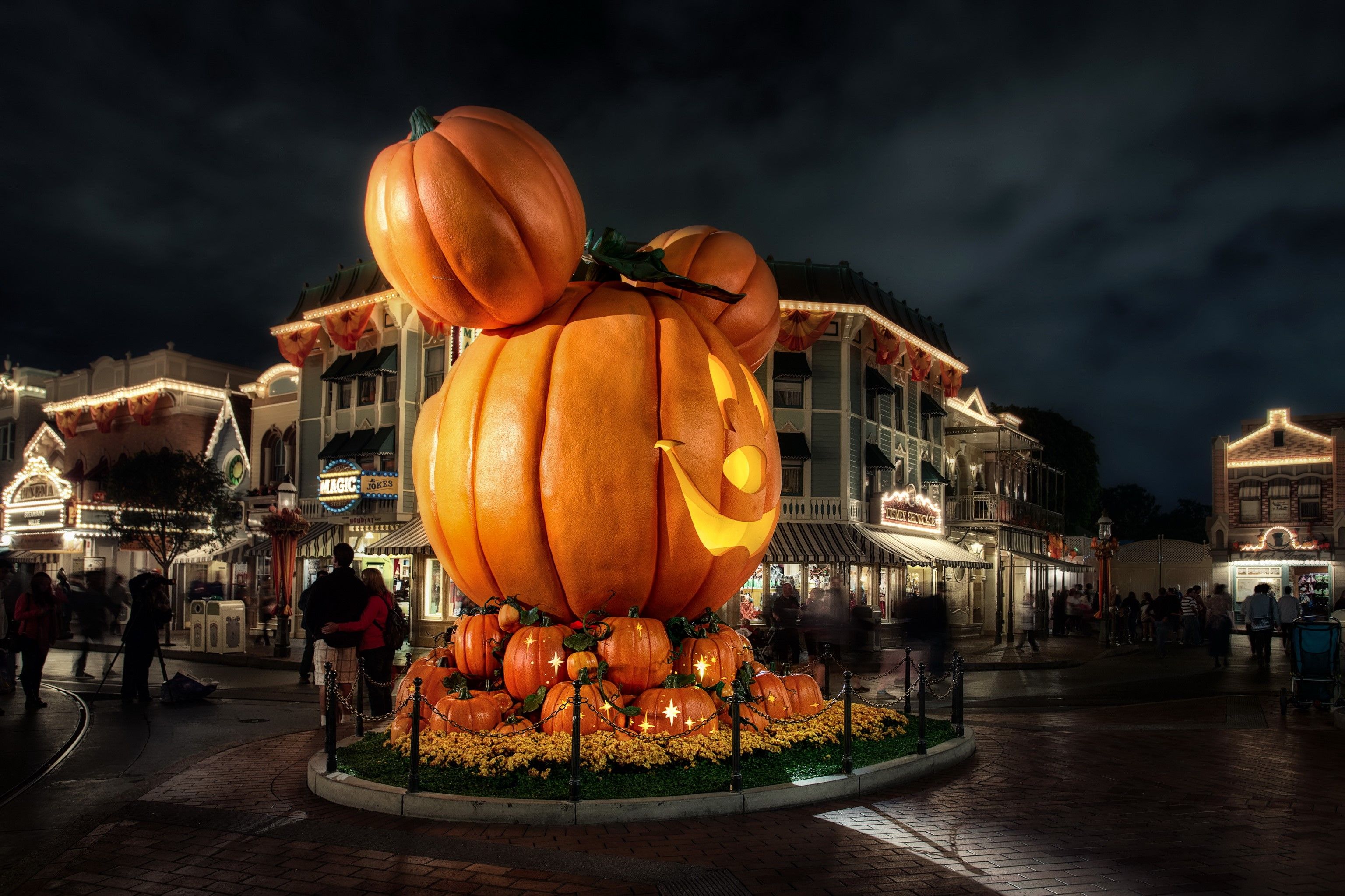 3072x2046 USA, Disneyland, Pumpkin, California, Street, HDR, Night Gallery HD Wallpaper
