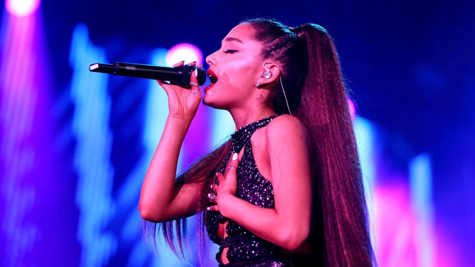 1600x900 Rings' Is a Hit for Ariana Grande, and a Knockout for Rodgers and Hammerstein