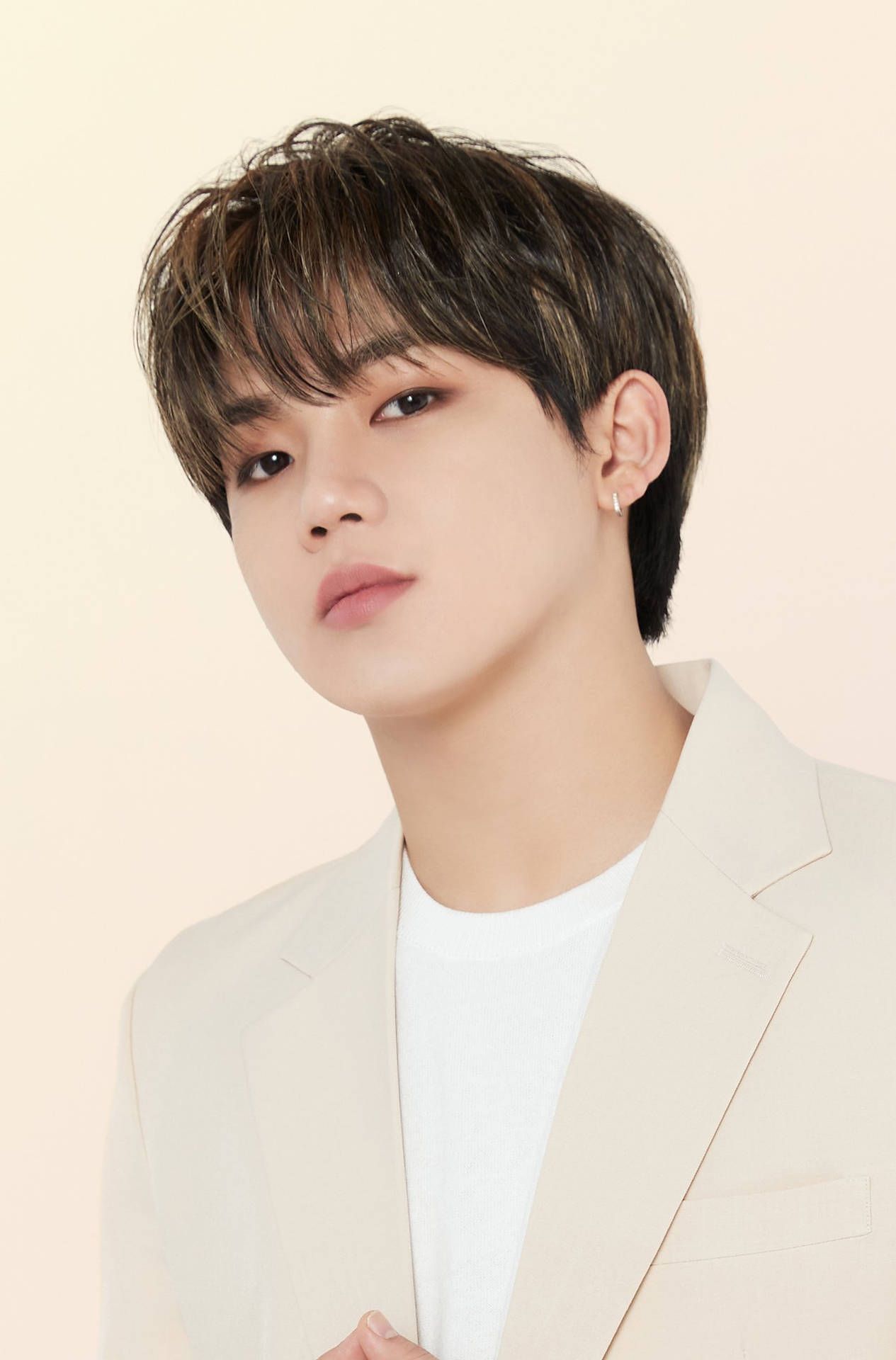 1265x1920 Download Treasure Main Rapper Hyunsuk Wallpaper