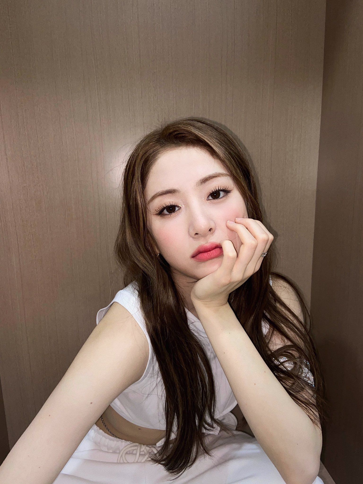 1536x2048 IM_LESSERAFIM Twitter Update
