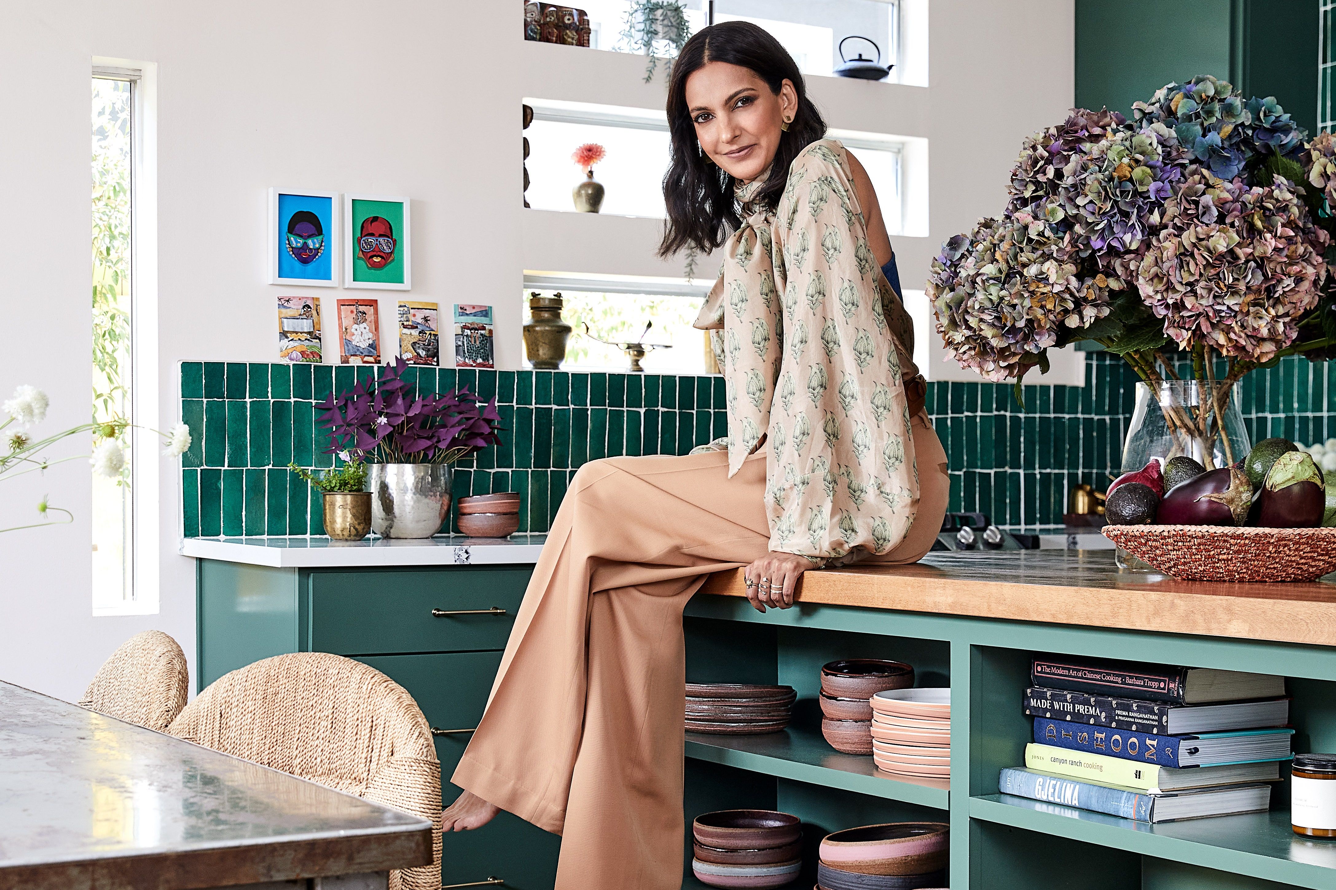 4349x2899 Tour Actor Poorna Jagannathan's Color Happy Home In LA