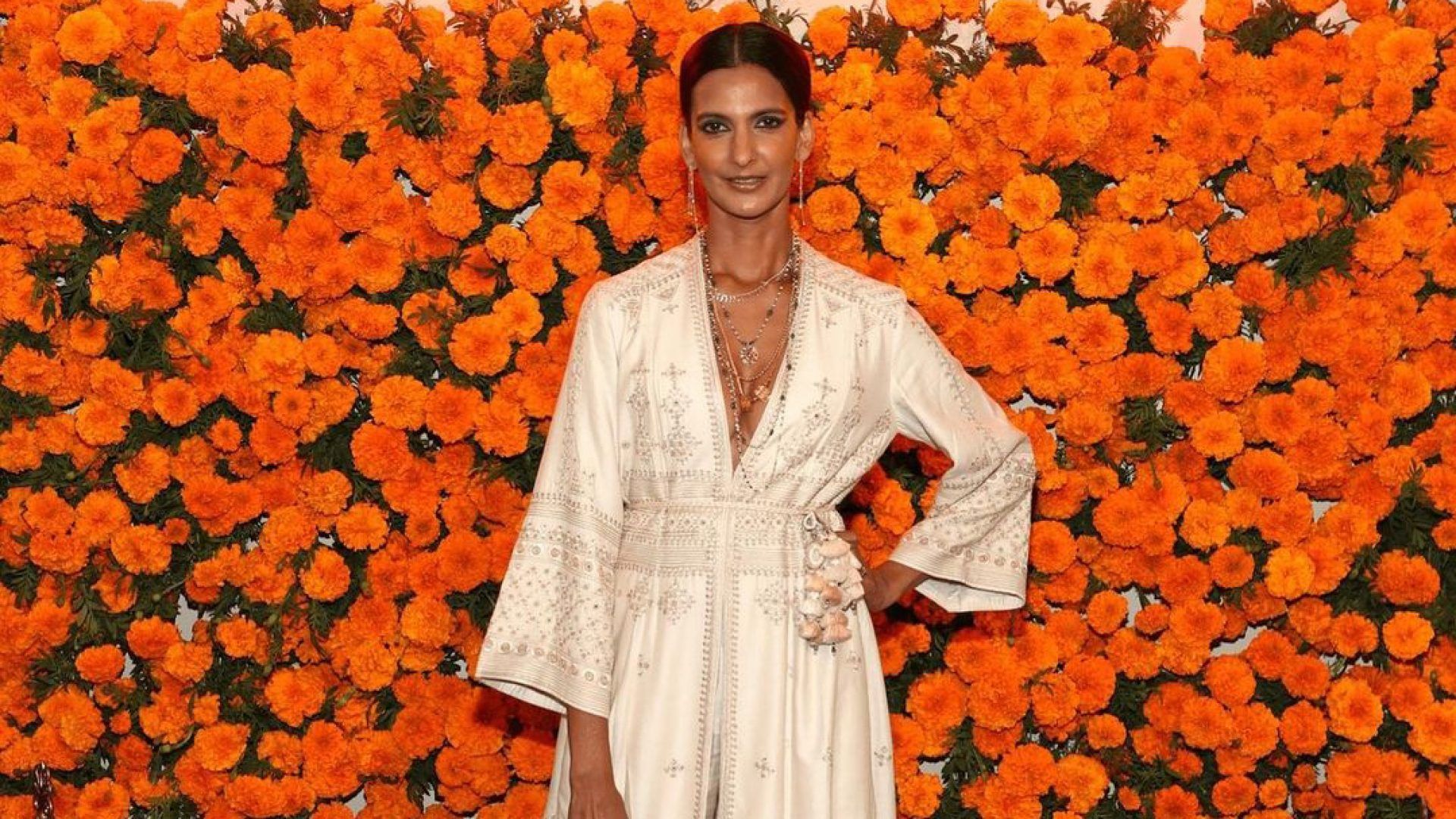 1920x1080 Poorna Jagannathan wore Anita Dongre to Mindy Kaling's Diwali party in LA