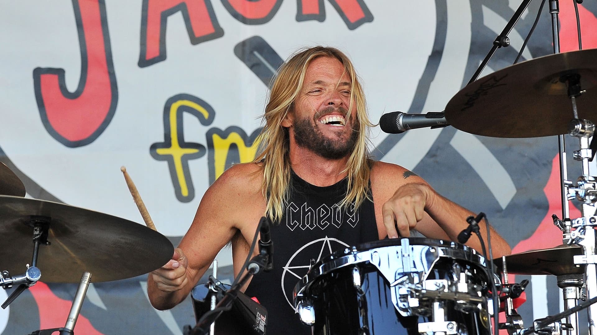 Taylor Hawkins Wallpapers - Top Free Taylor Hawkins Backgrounds ...