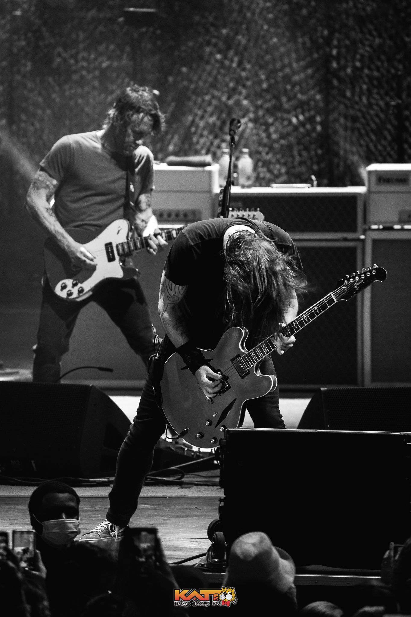1365x2048 Foo Fighters Drummer Taylor Hawkins Dead At 50
