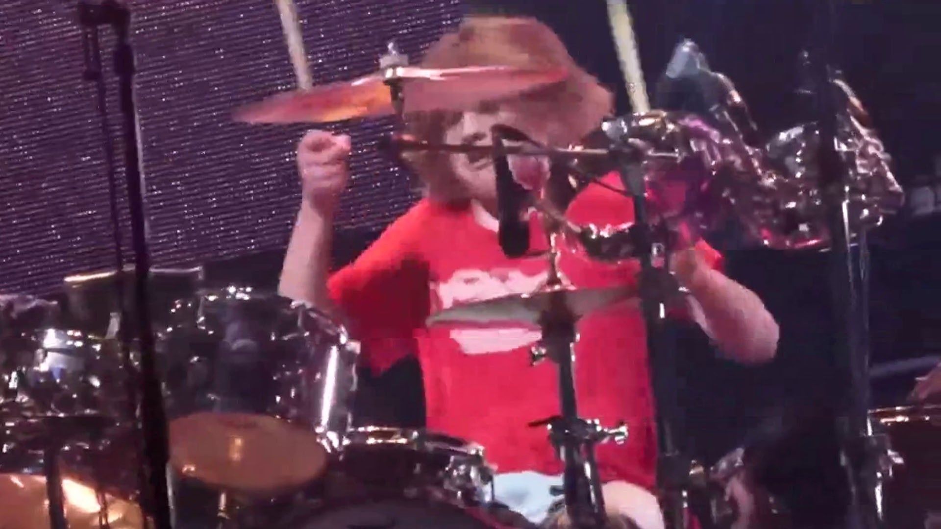 1920x1080 Taylor Hawkins' Son Shane Hawkins Joins the Foo Fighters Onstage