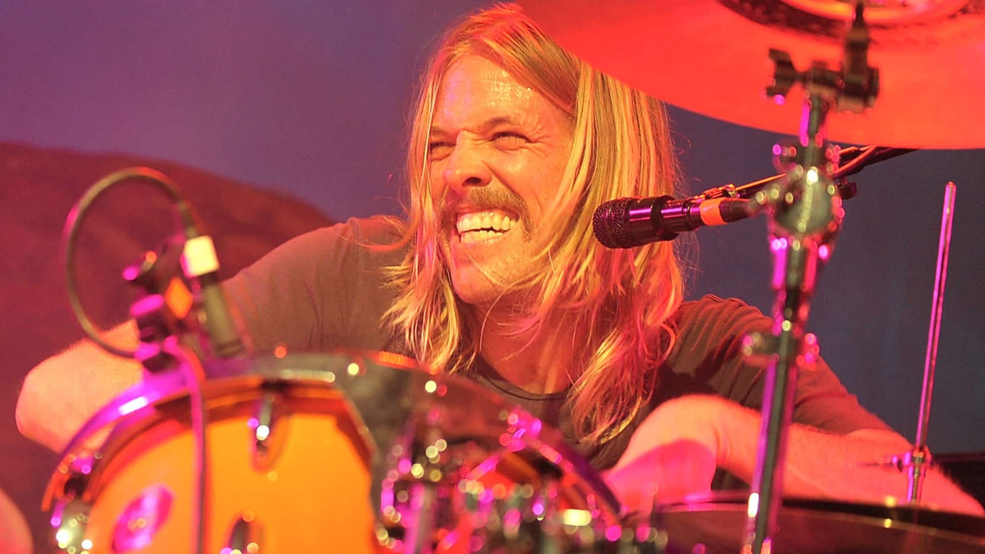 1920x1080 Taylor Hawkins, drummer for Foo Fighters, dead at 50