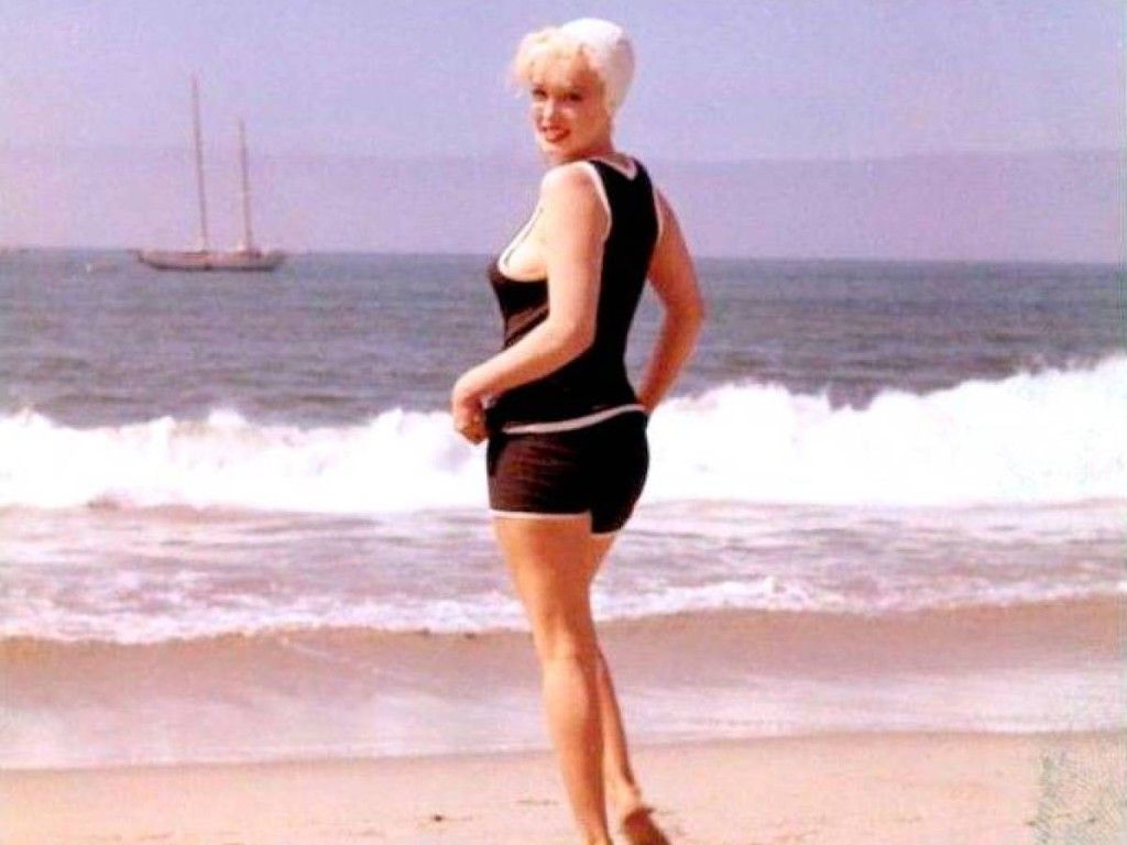 1024x768 Behind the Scene Photo: Some Like it Hot starring Marilyn Monroe. The Vintage News