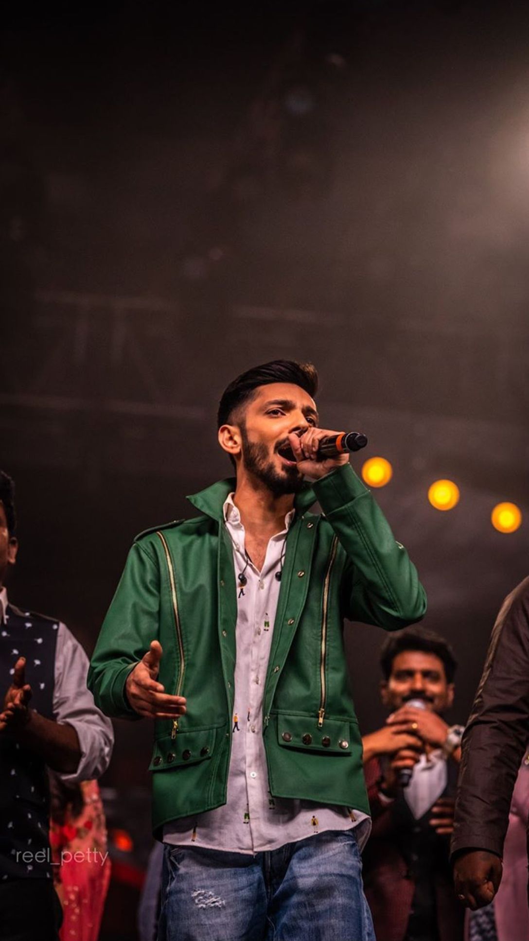 Anirudh Ravichander Wallpapers - Top Free Anirudh Ravichander ...